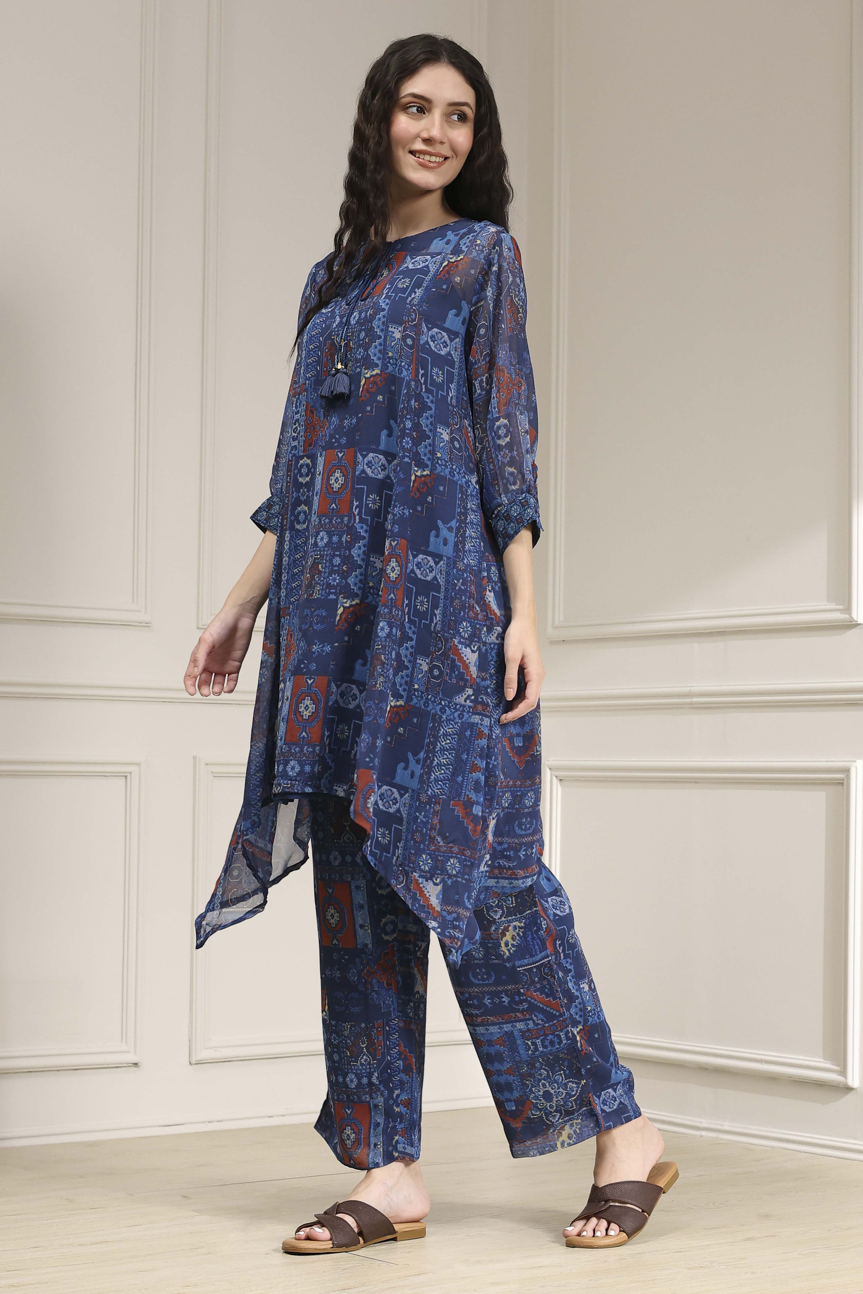 Blue Asymmetric Printed Co-ord Set image number 3