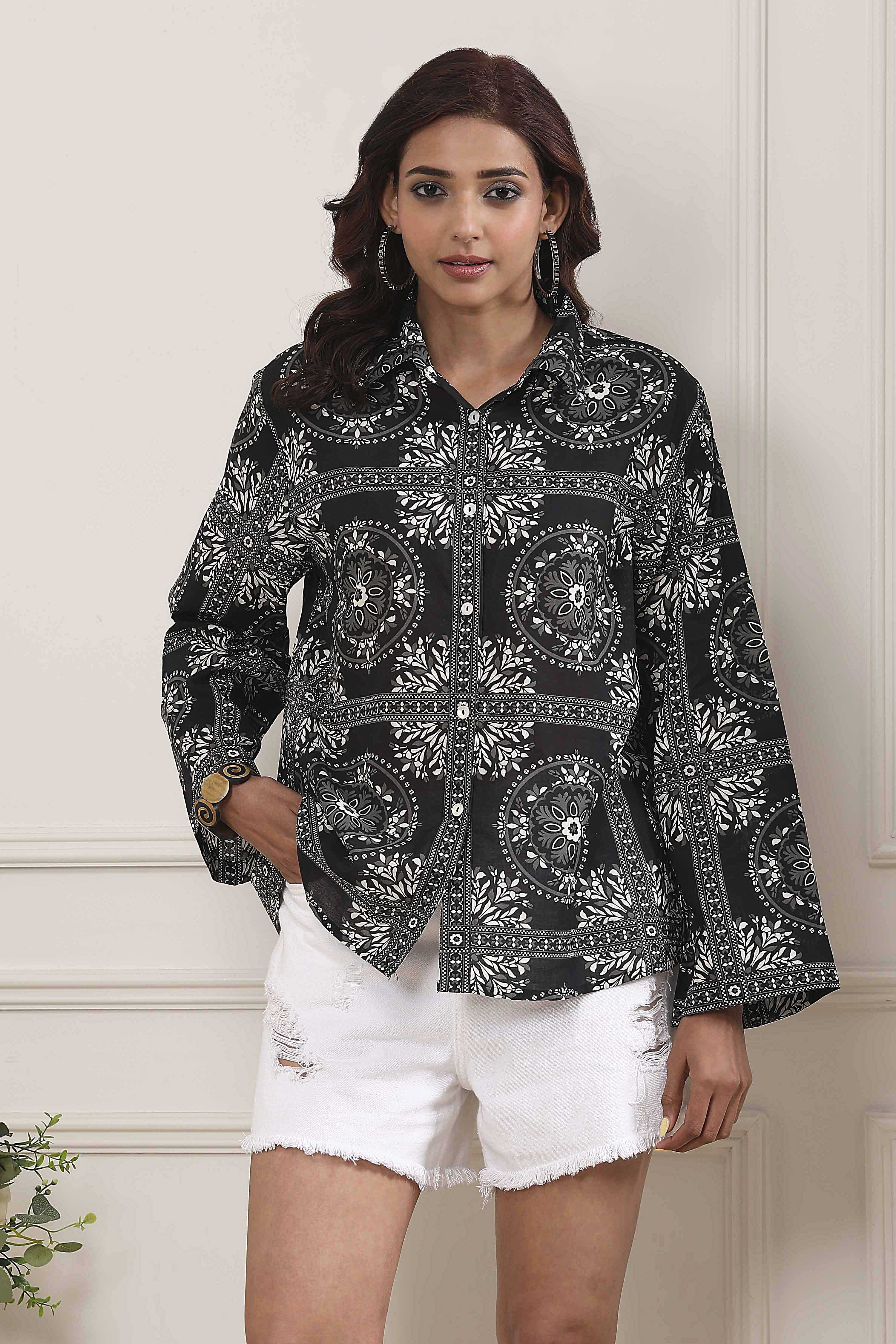 Black Cotton Printed Straight Shirt image number 4