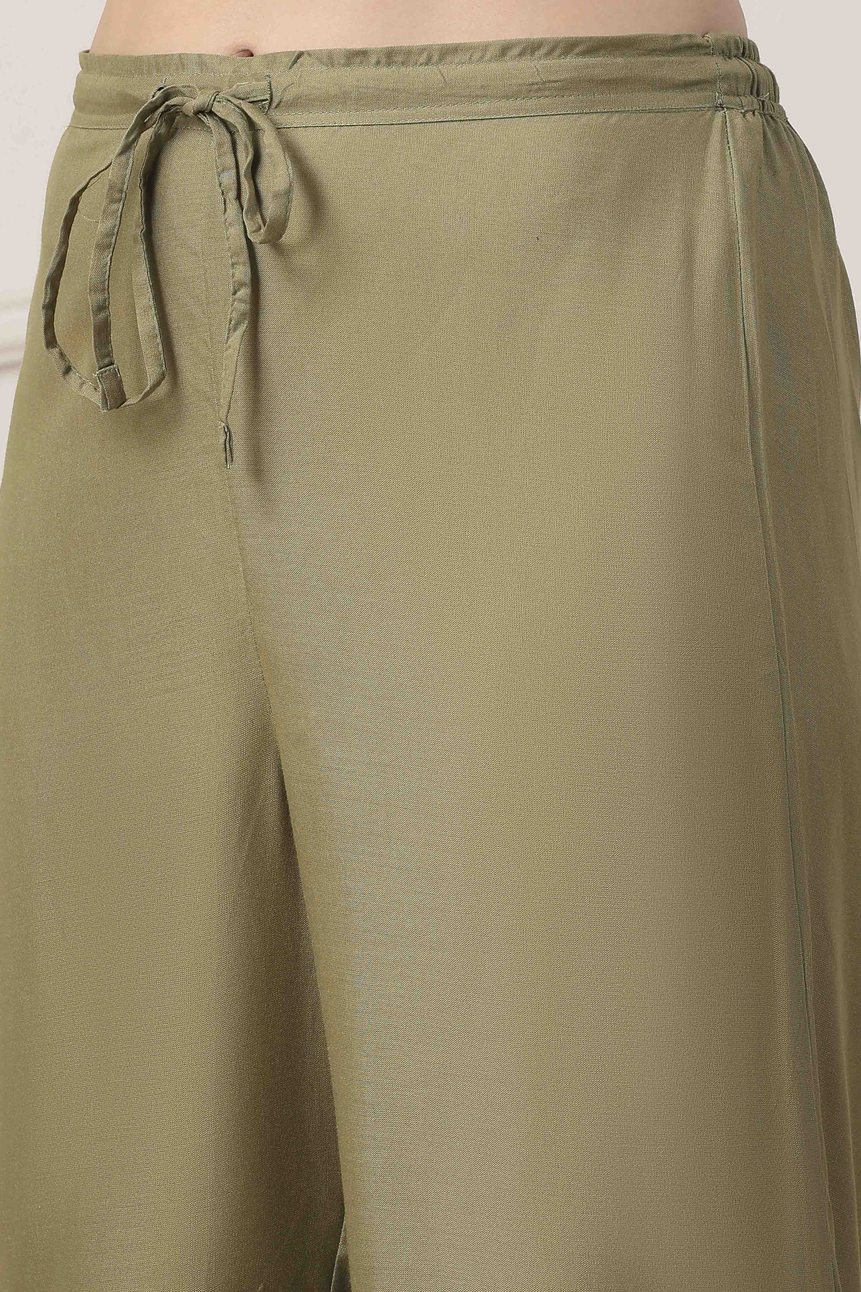 Sap Green Embroidered Straight Kurta Set image number 2