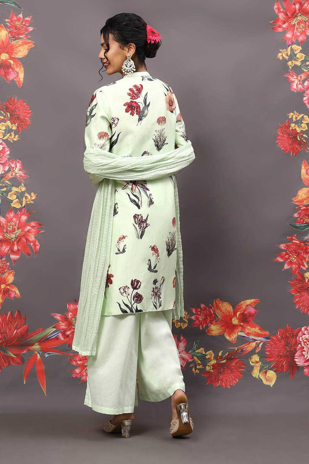 Rohit Bal Off White Cotton Blend Straight Kurta Suit Set image number 4
