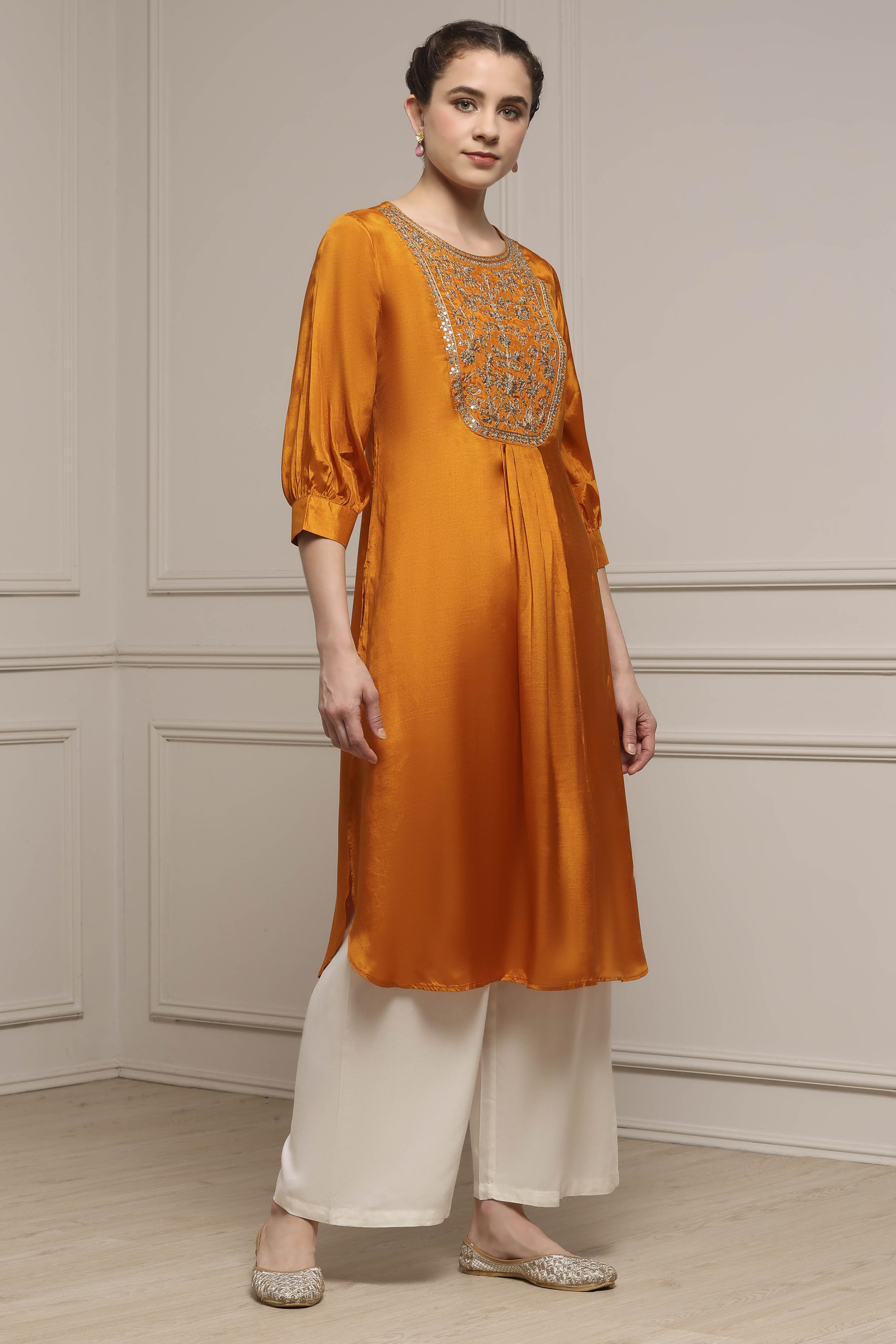 Mustard Yellow Viscose Rayon Straight Solid Kurta image number 4