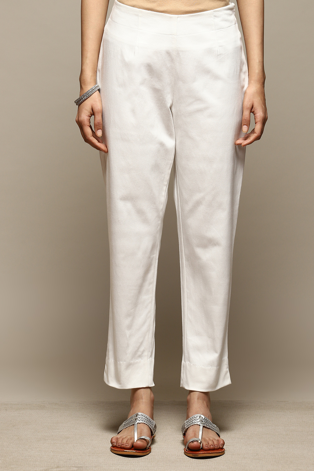 Black Cotton Relaxed Pant image number 5