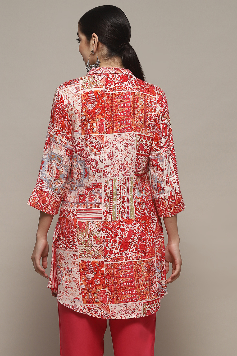 Fuschia Viscose Rayon Straight Kurti image number 3