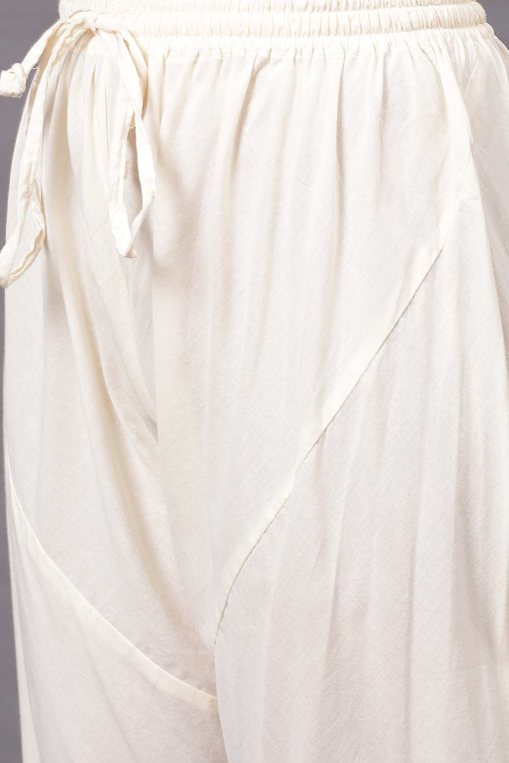 Off White Cotton Silk Straight Printed Suit Set image number 3