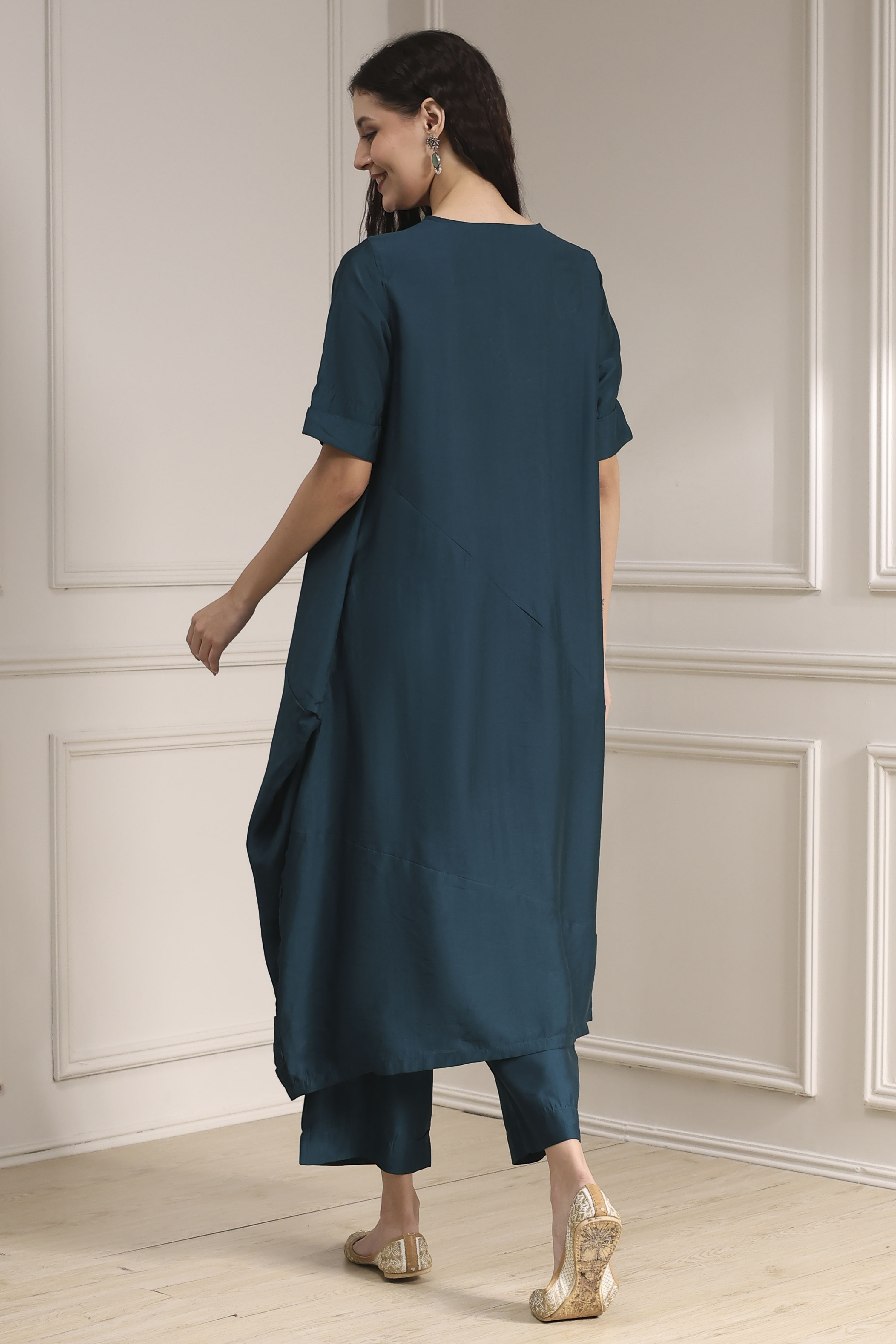 Burnt Orange Dyed Asymmetric Kurta Set image number 4