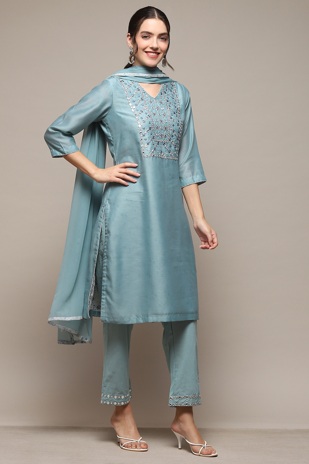 Powder Blue Cambric Narrow Kurta Pant Suit Set image number 6