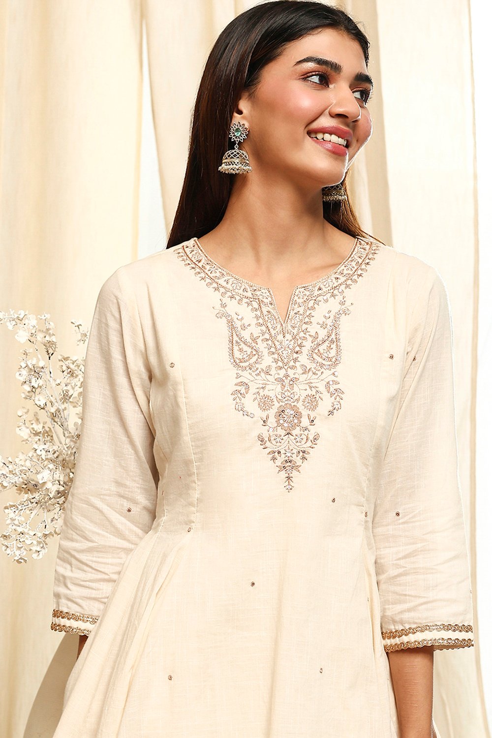 Off-White Embroidered Kalidar Suit Set image number 1