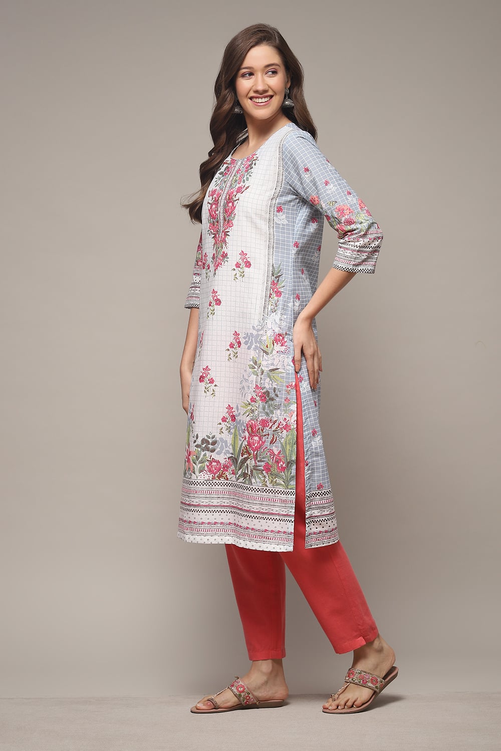 Yellow LIVA Straight Printed Kurta image number 3
