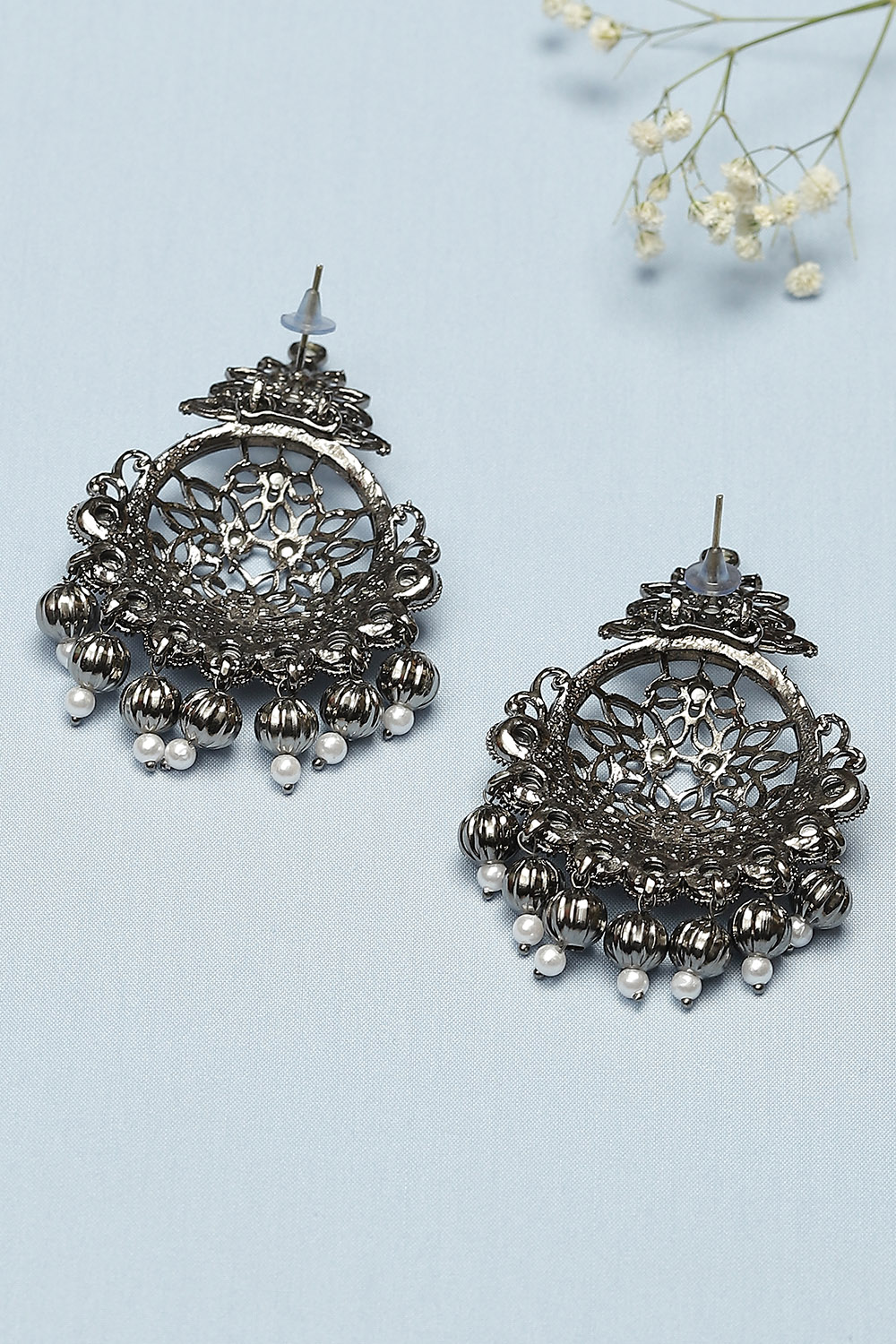 Oxidised Grey Alloy Earrings image number 2
