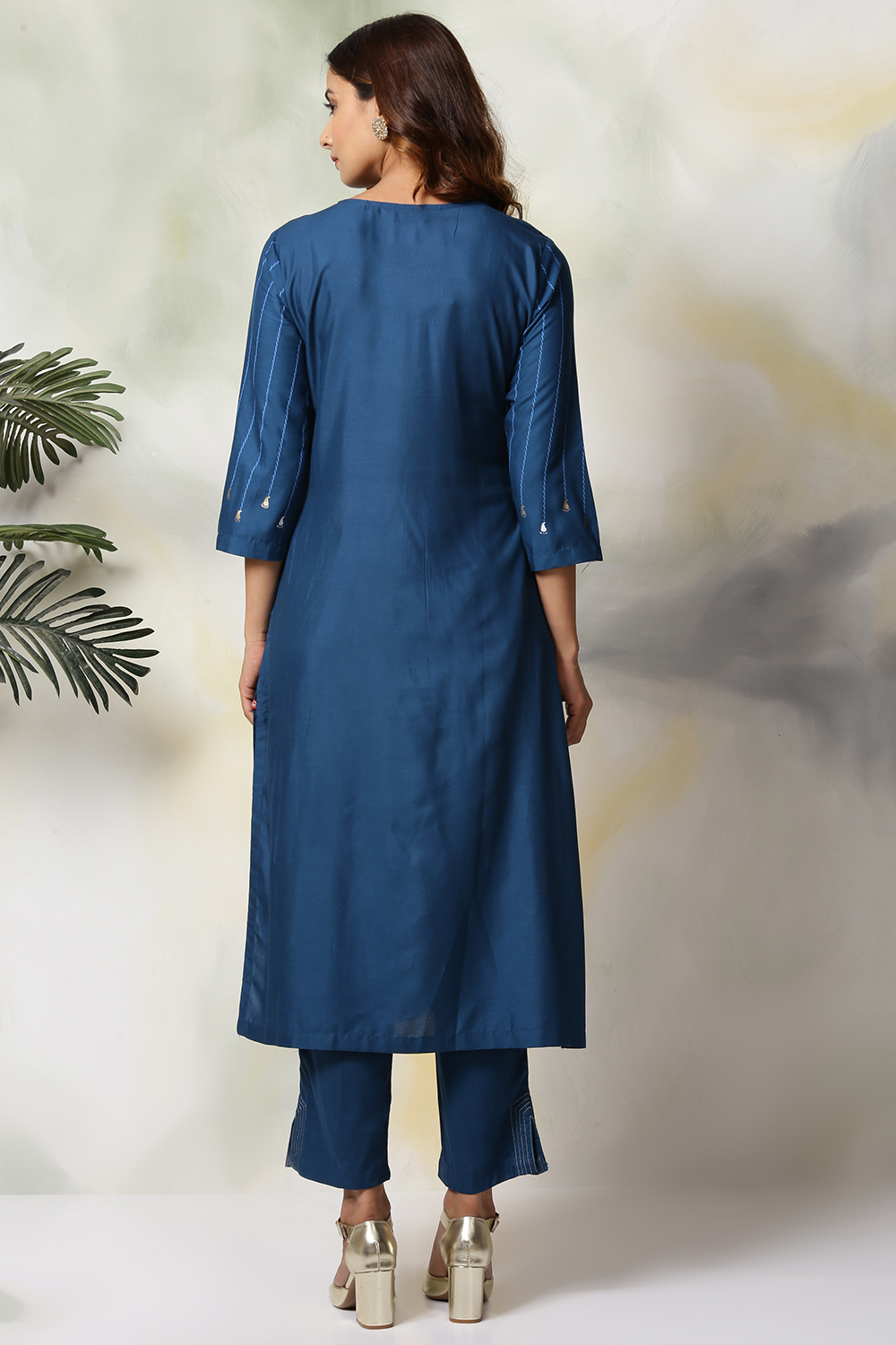 Fuchsia Rayon Straight Kurta Pants Set image number 5