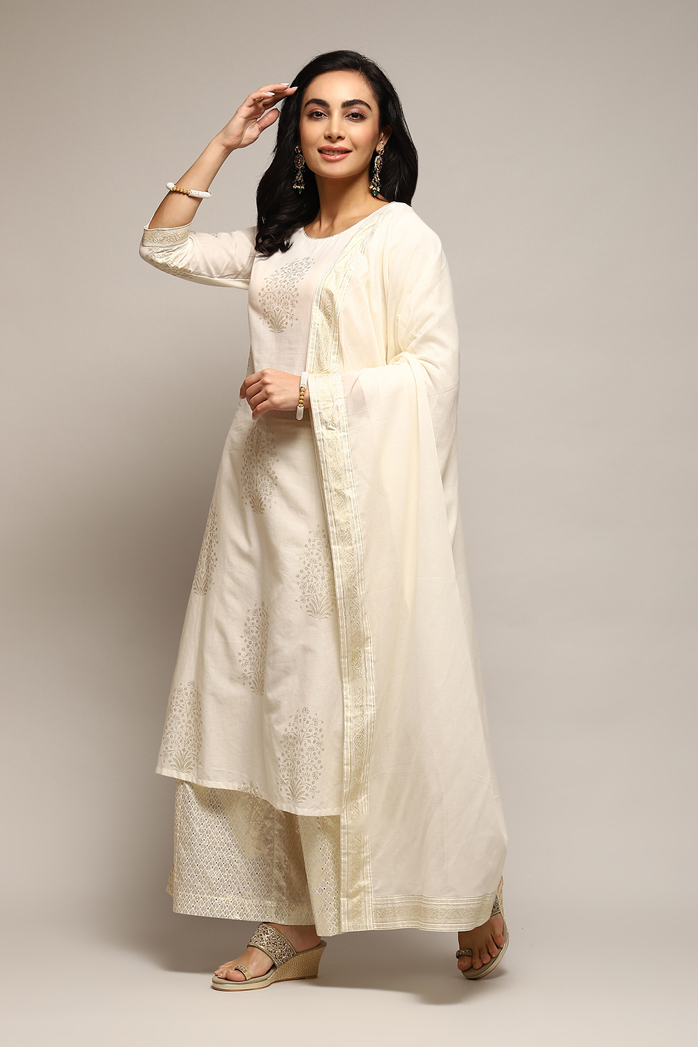 Navy Blue Cotton Straight Printed Kurta Capri Suit Set image number 0