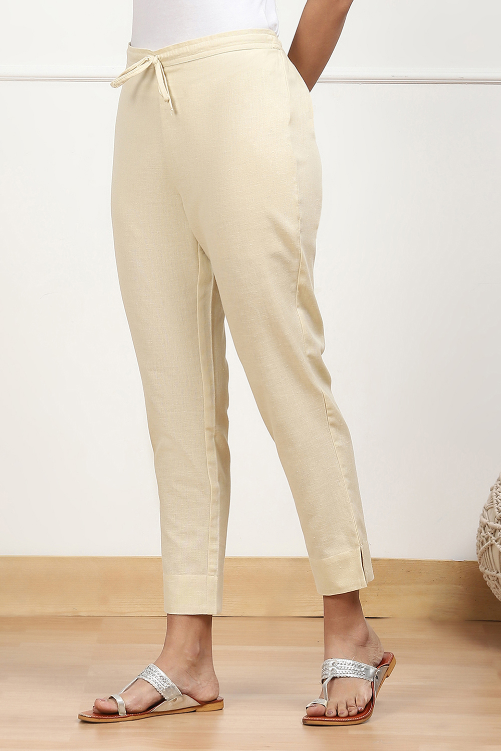 Rust Cotton Solid Regular Pants image number 2