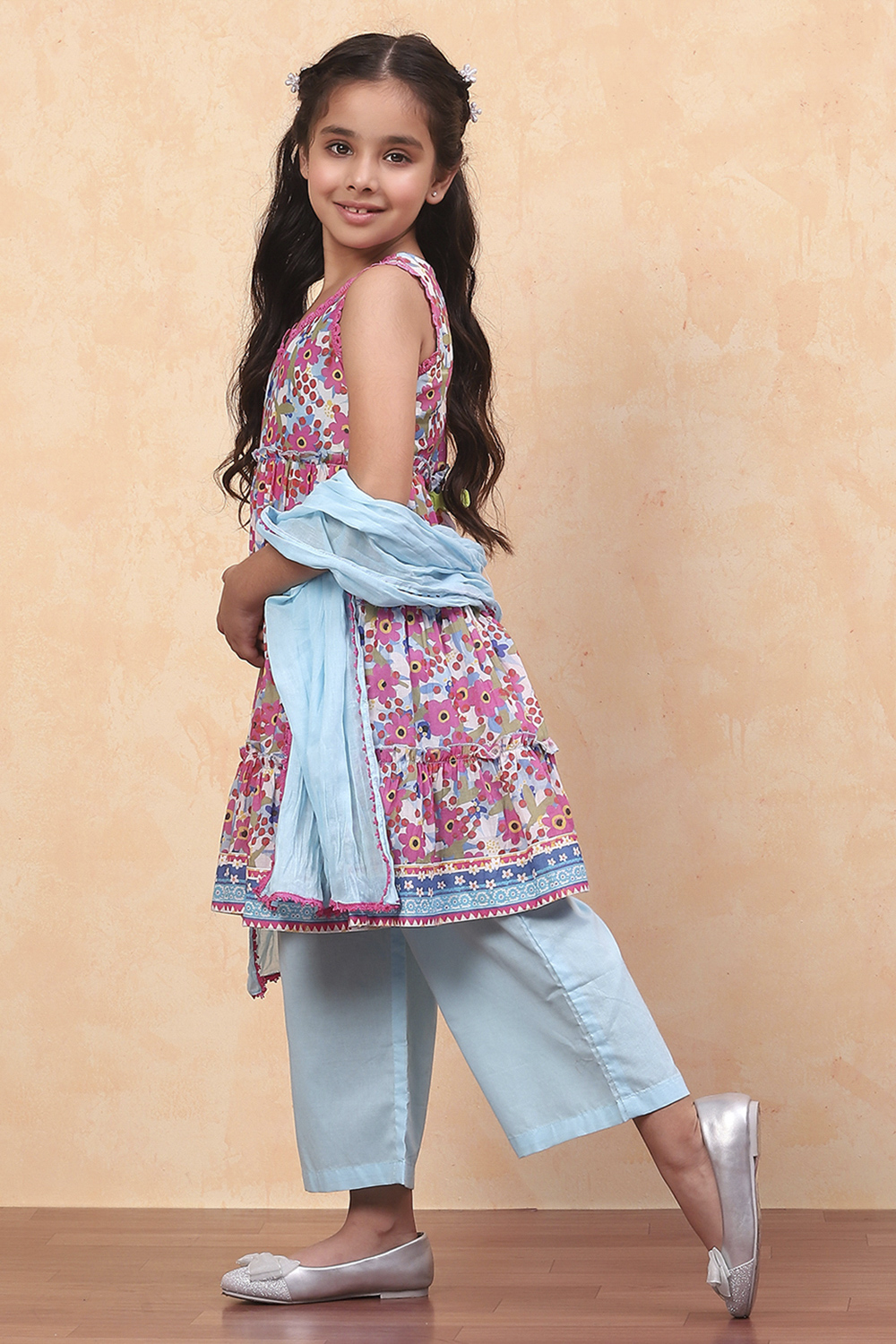 Coral Pure Cotton Floral Printed Tiered Suit Set image number 3