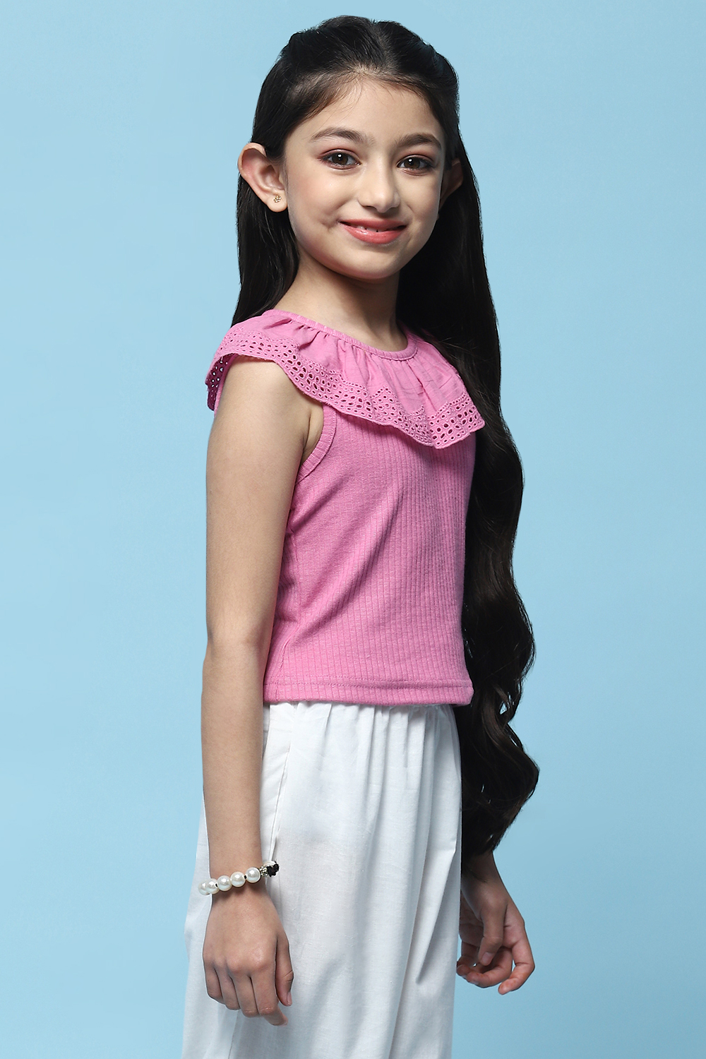 Pink Sleeveless Top With Schiffli Lace Detail image number 4