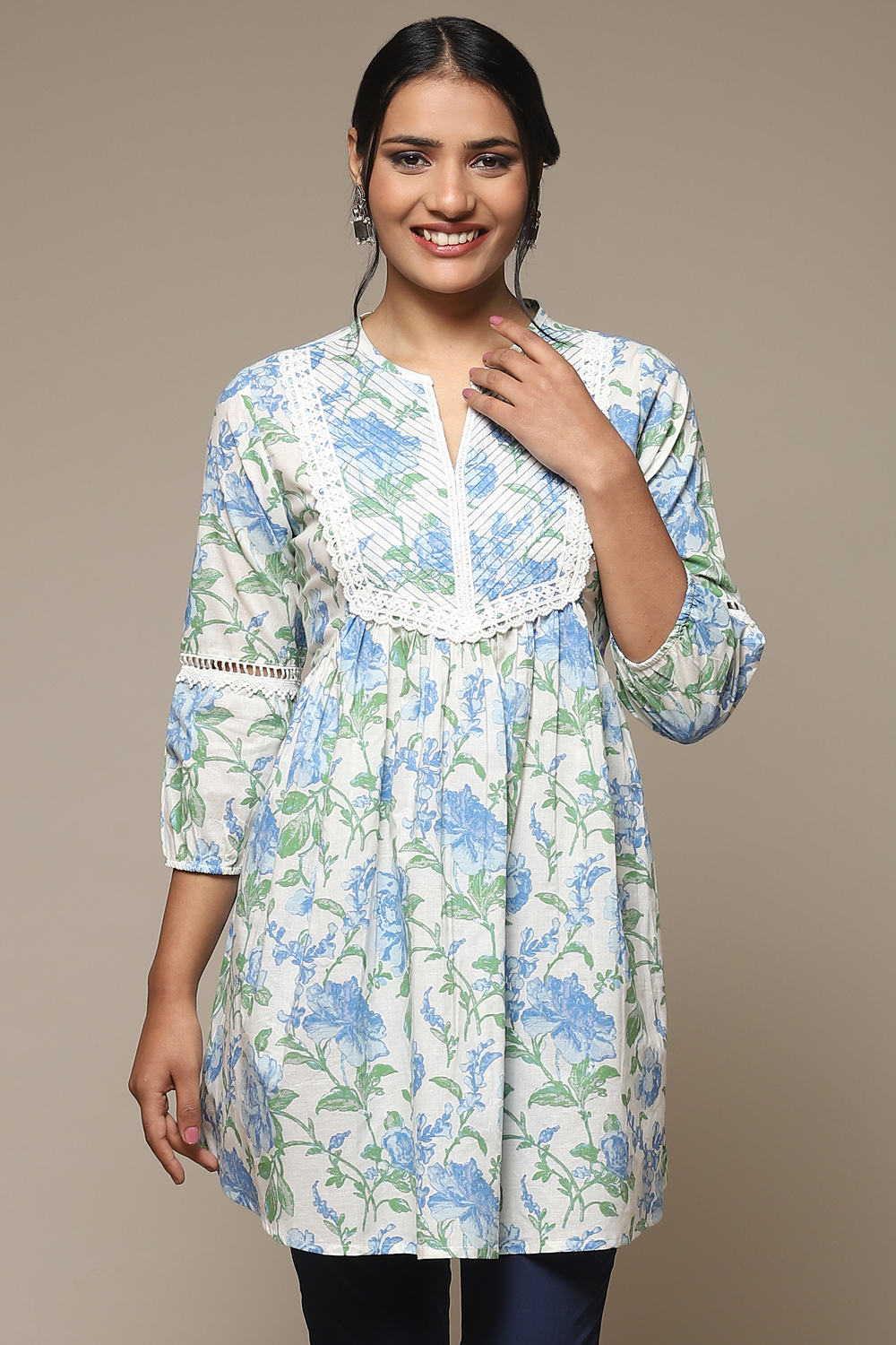 Yellow Cotton Printed Kurti image number 5