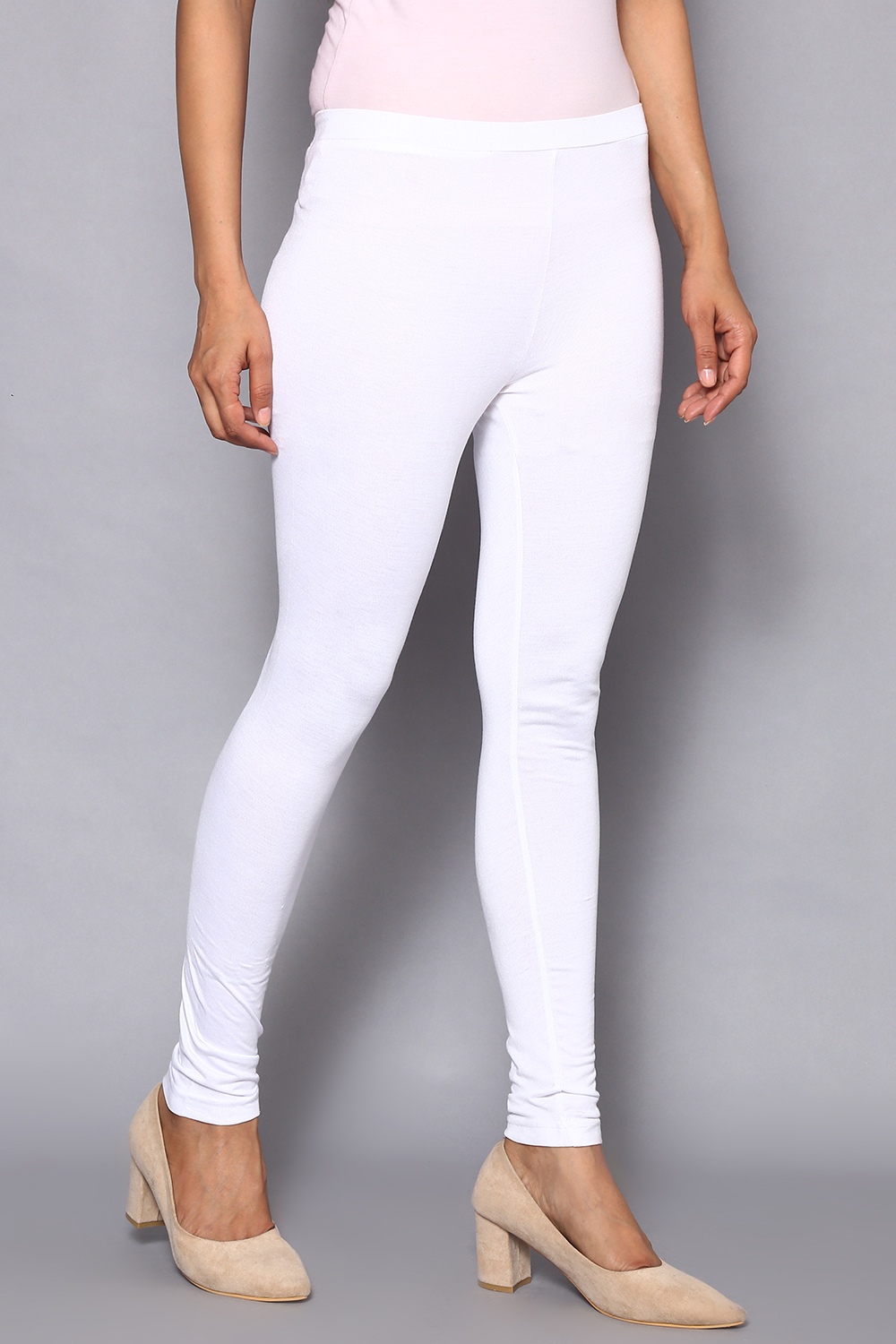 Black Viscose Lycra Solid Leggings image number 3