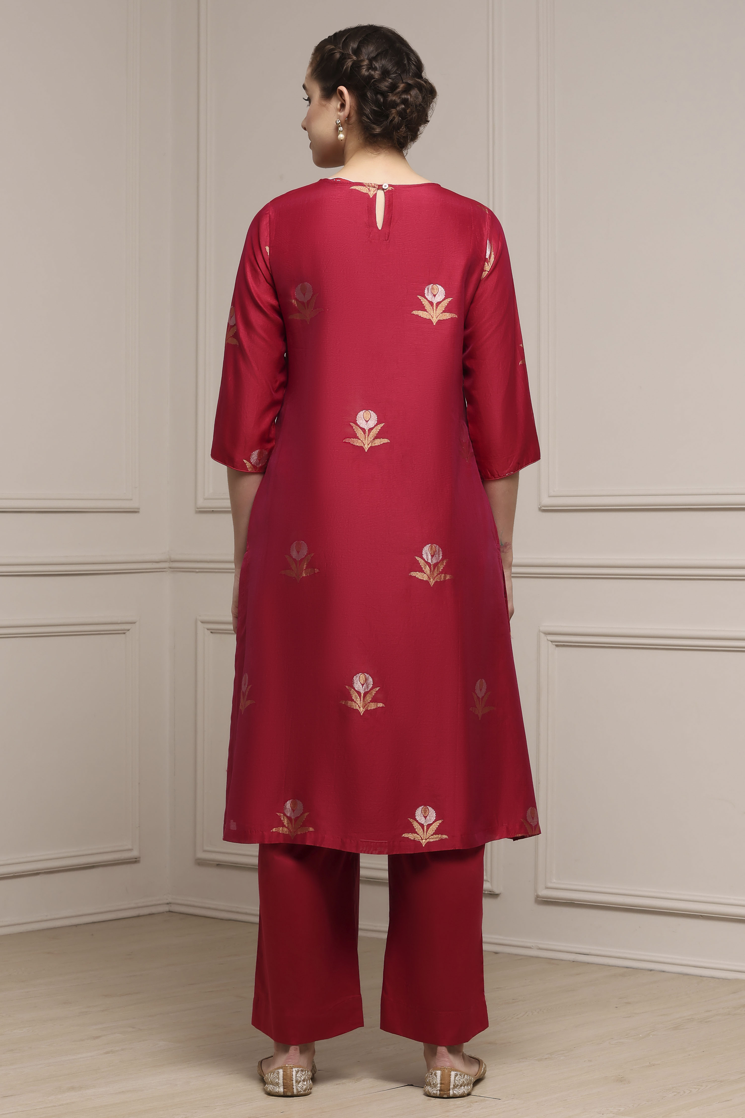 Red Chanderi Printed Straight Suit Set image number 4