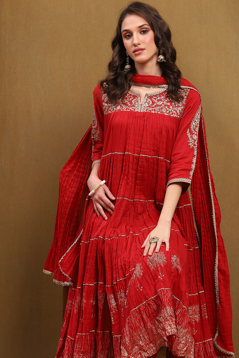 White Cotton Embroidered Tiered Anarkali Suit Set image number 7