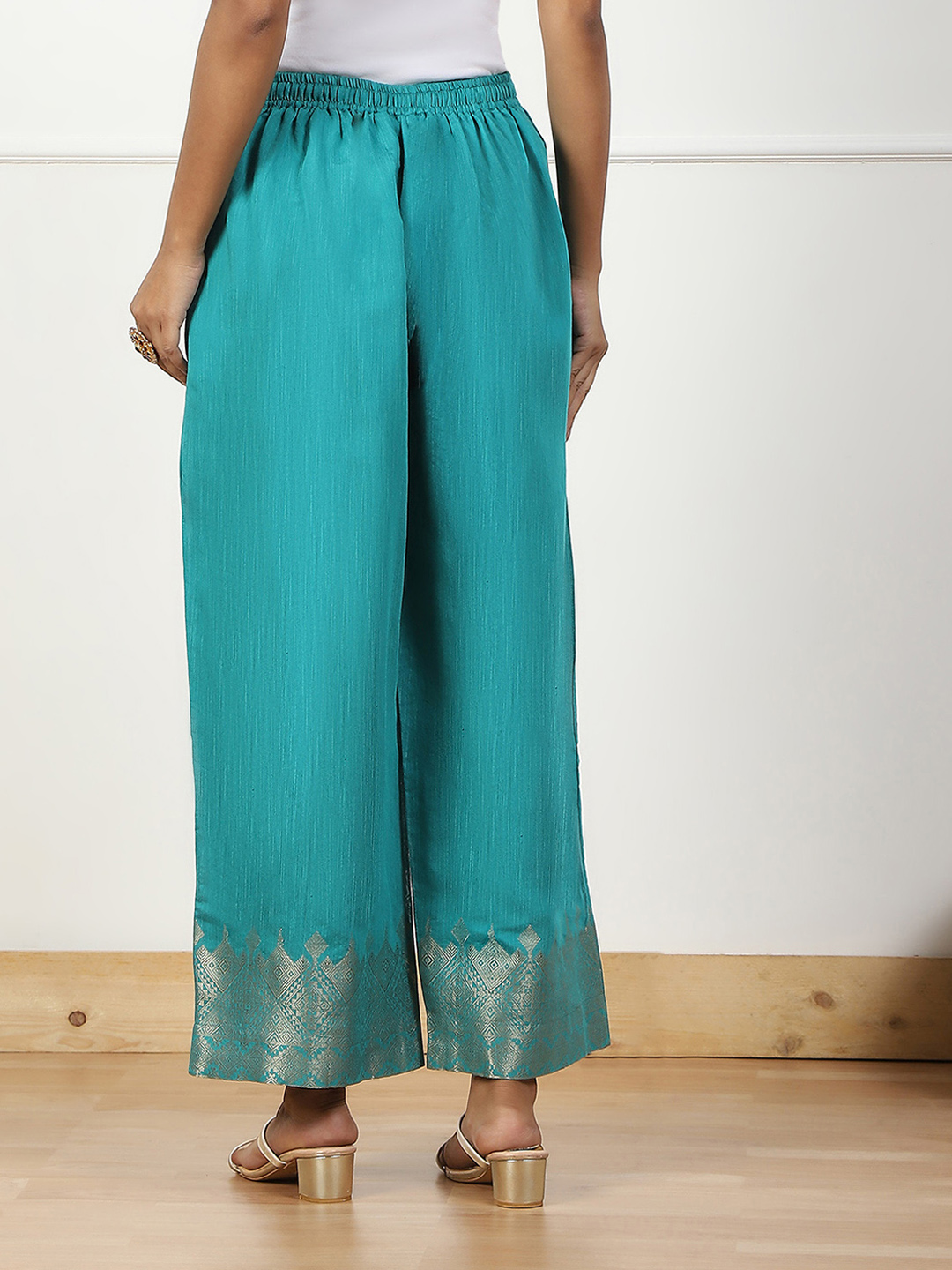 Blue Jacquard Solid Straight Palazzo Pants image number 5