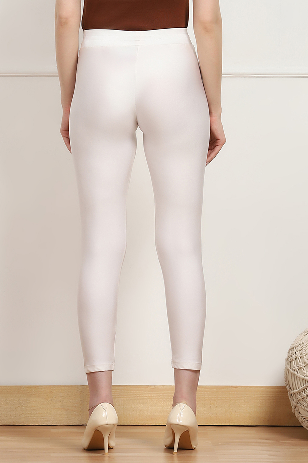 Off White Nylon Skinny Leggings image number 5