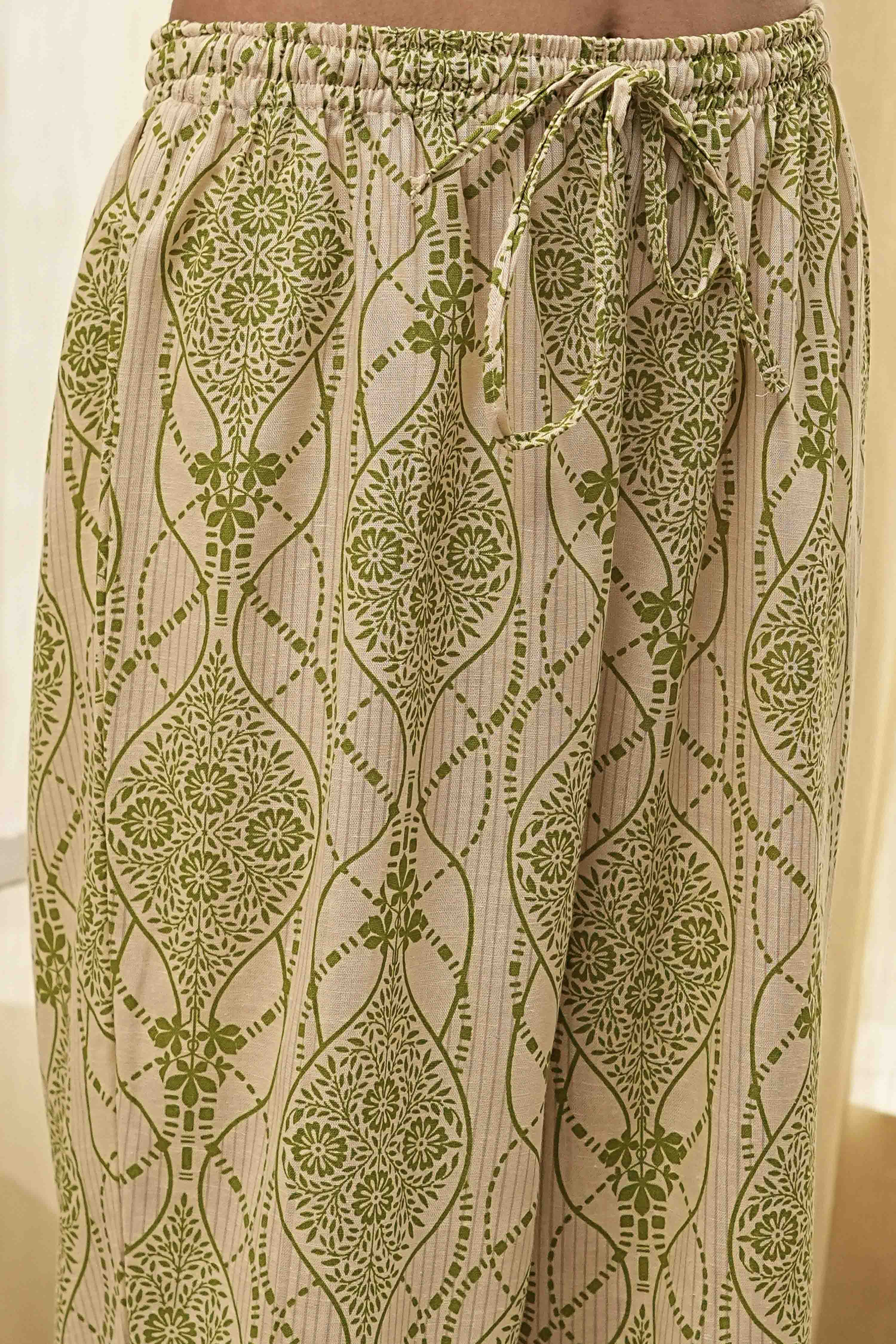 Black and Beige Printed Straight Kurta Set image number 2