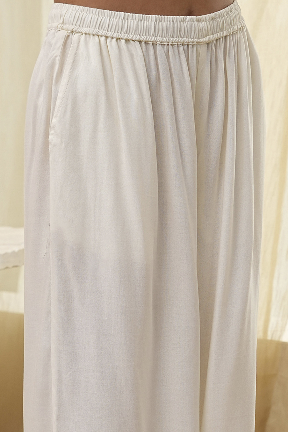 Navy Blue Viscose Solid Straight Palazzos image number 1