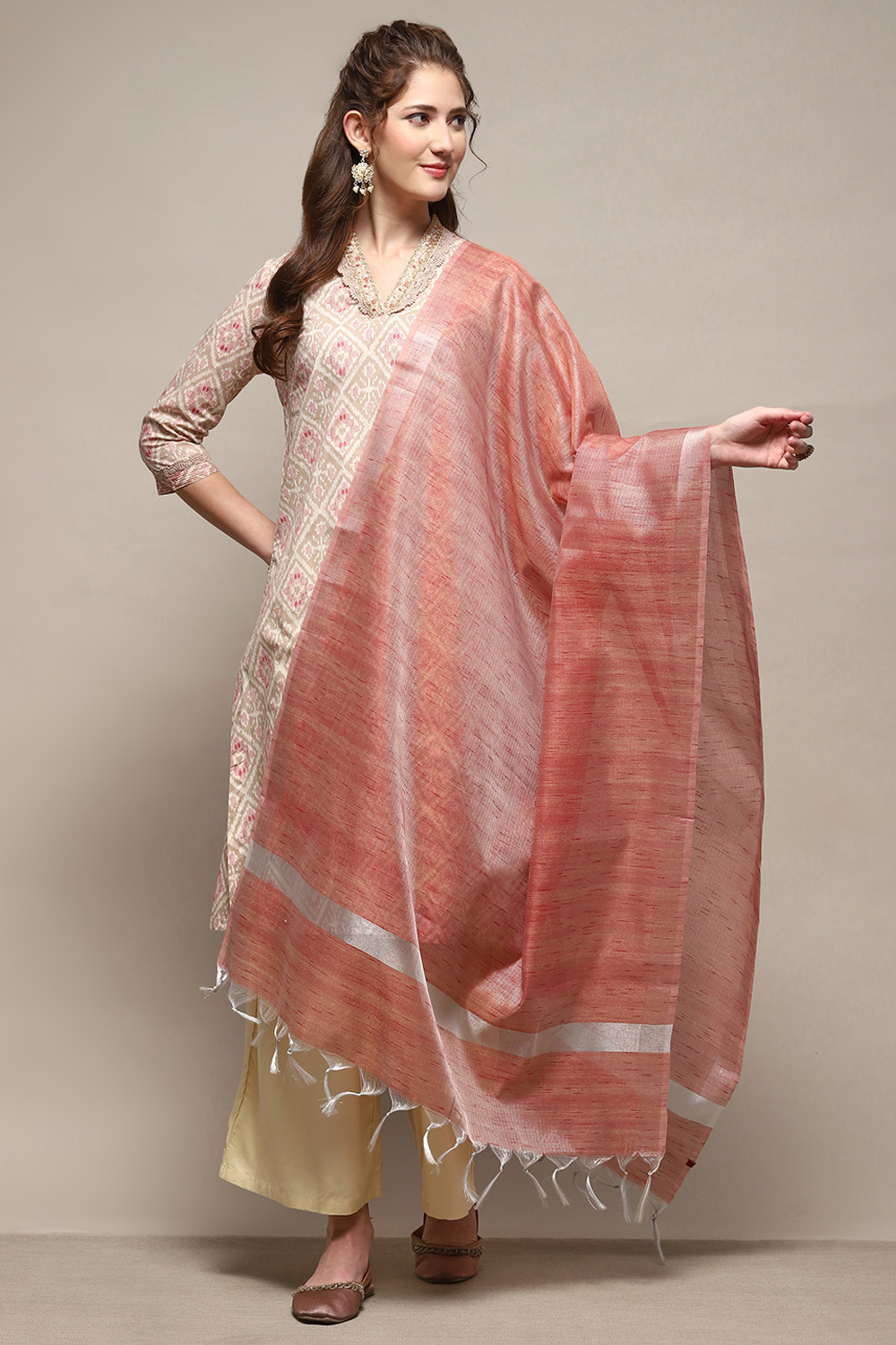 Rose Pink Yard-Dyed Dupatta image number 2