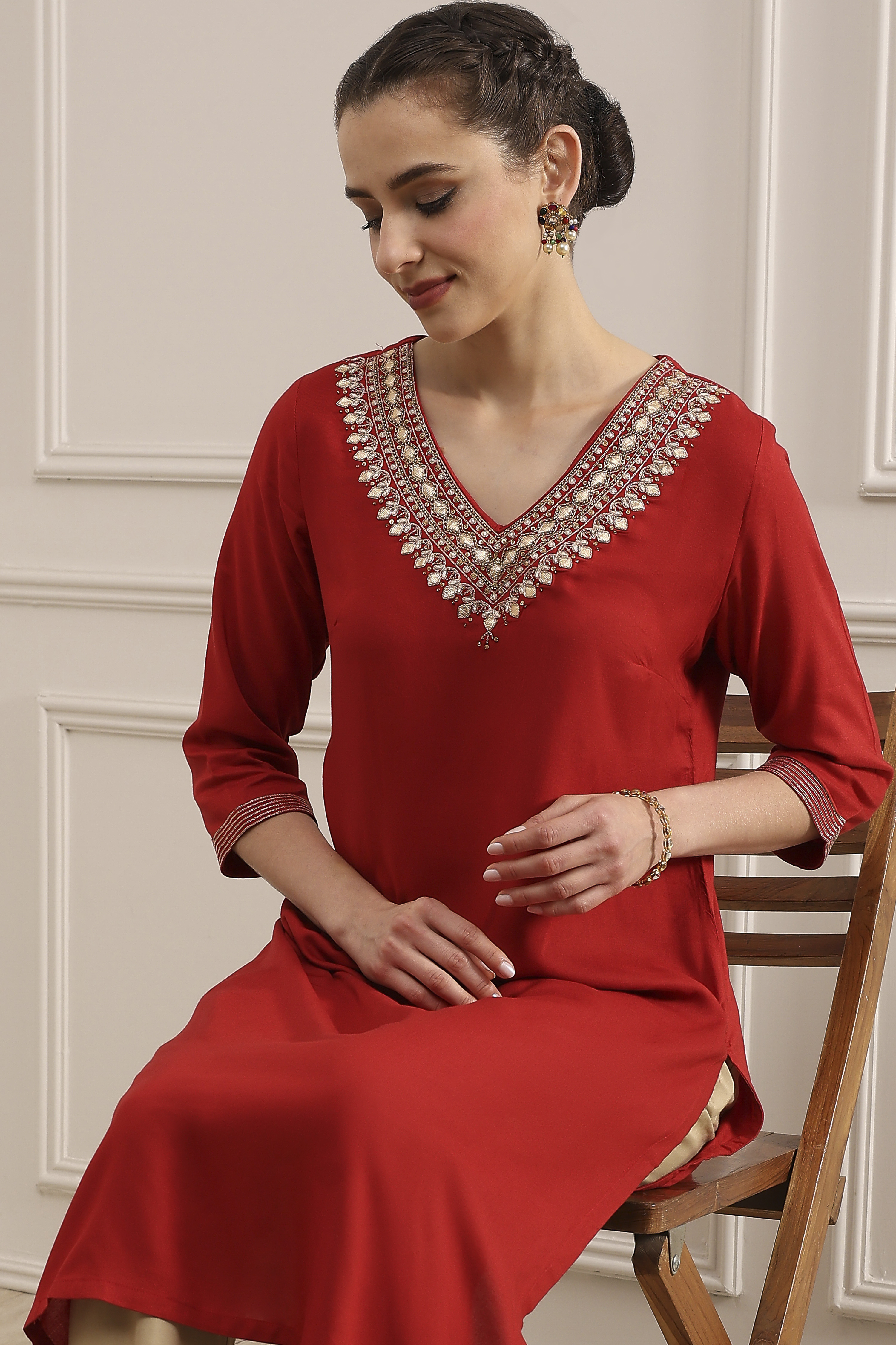 Red Solid Straight Kurta image number 6