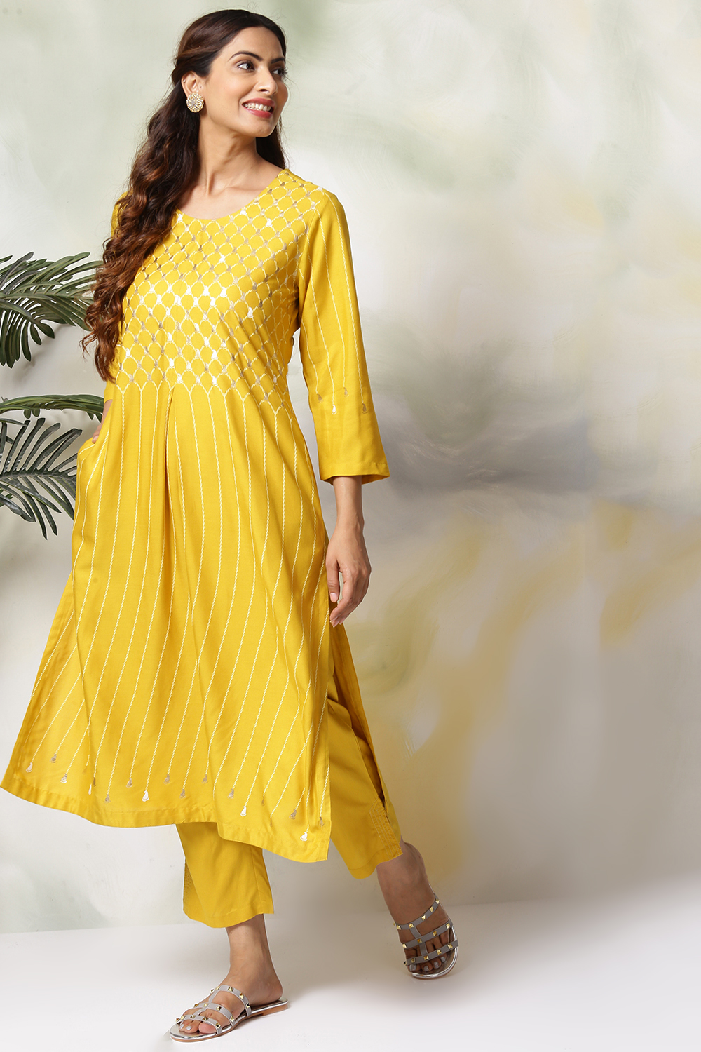 Fuchsia Rayon Straight Kurta Pants Set image number 3