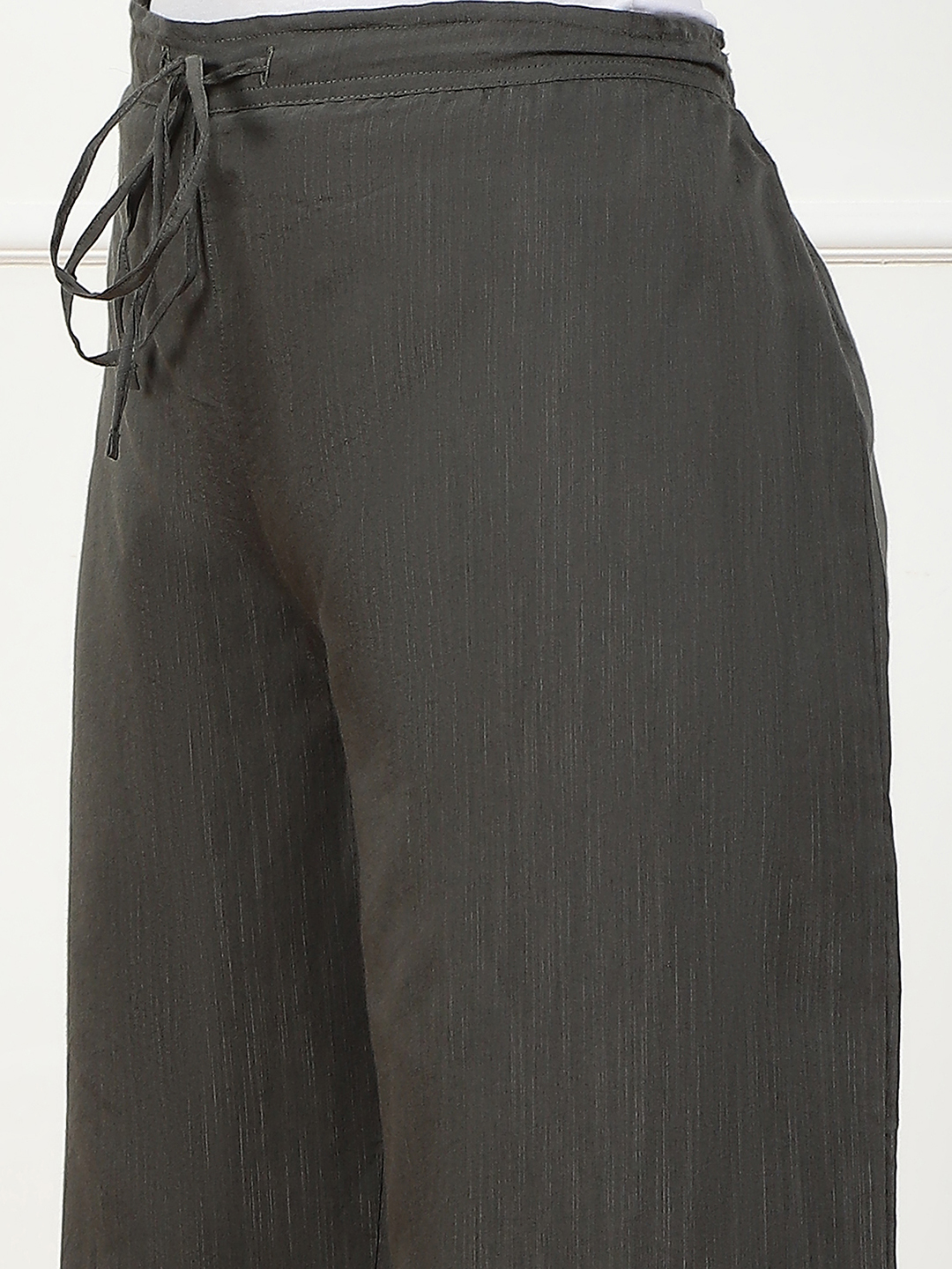 Blue Jacquard Solid Straight Palazzo Pants image number 1