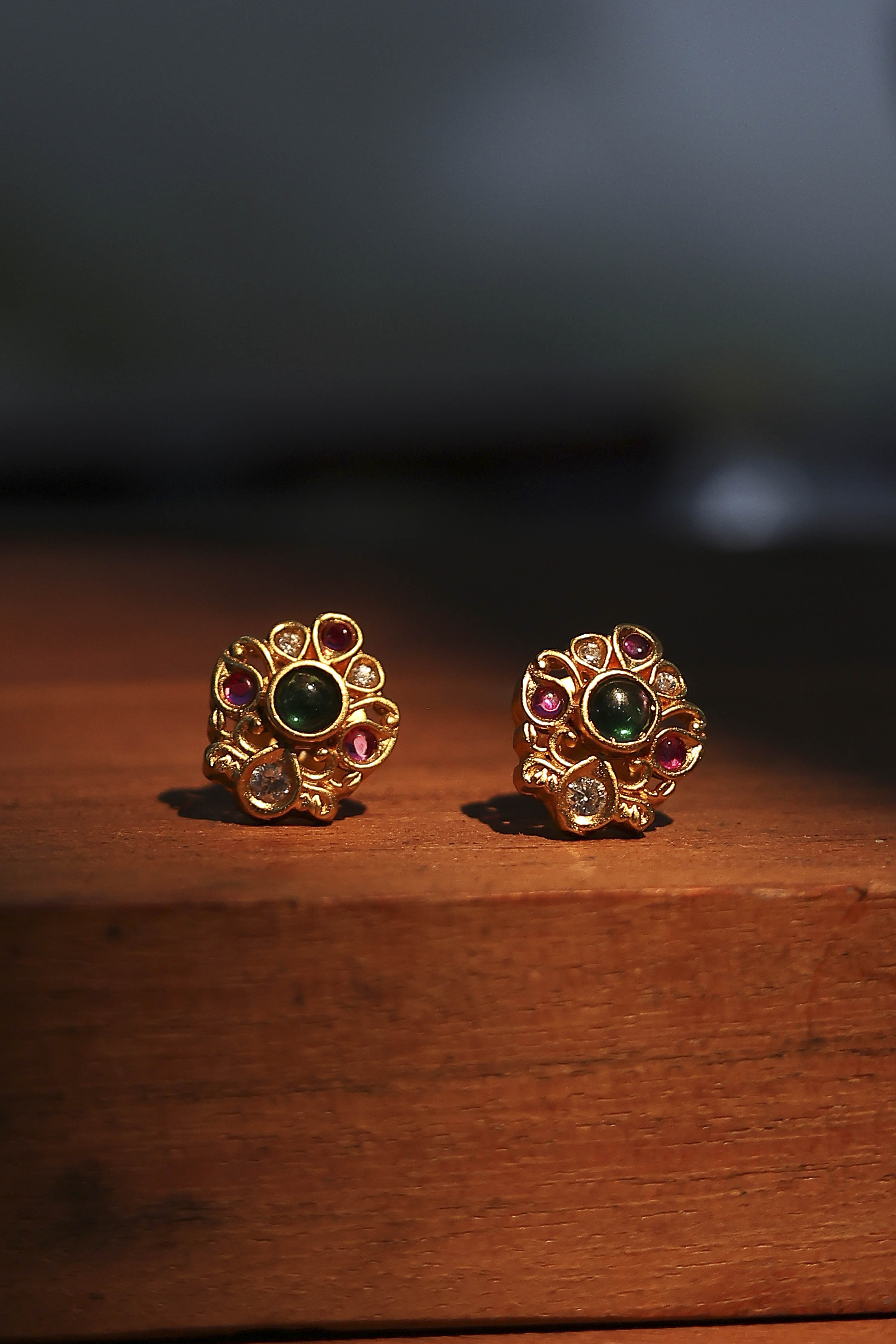 Multicolour Textured Earrings image number 0