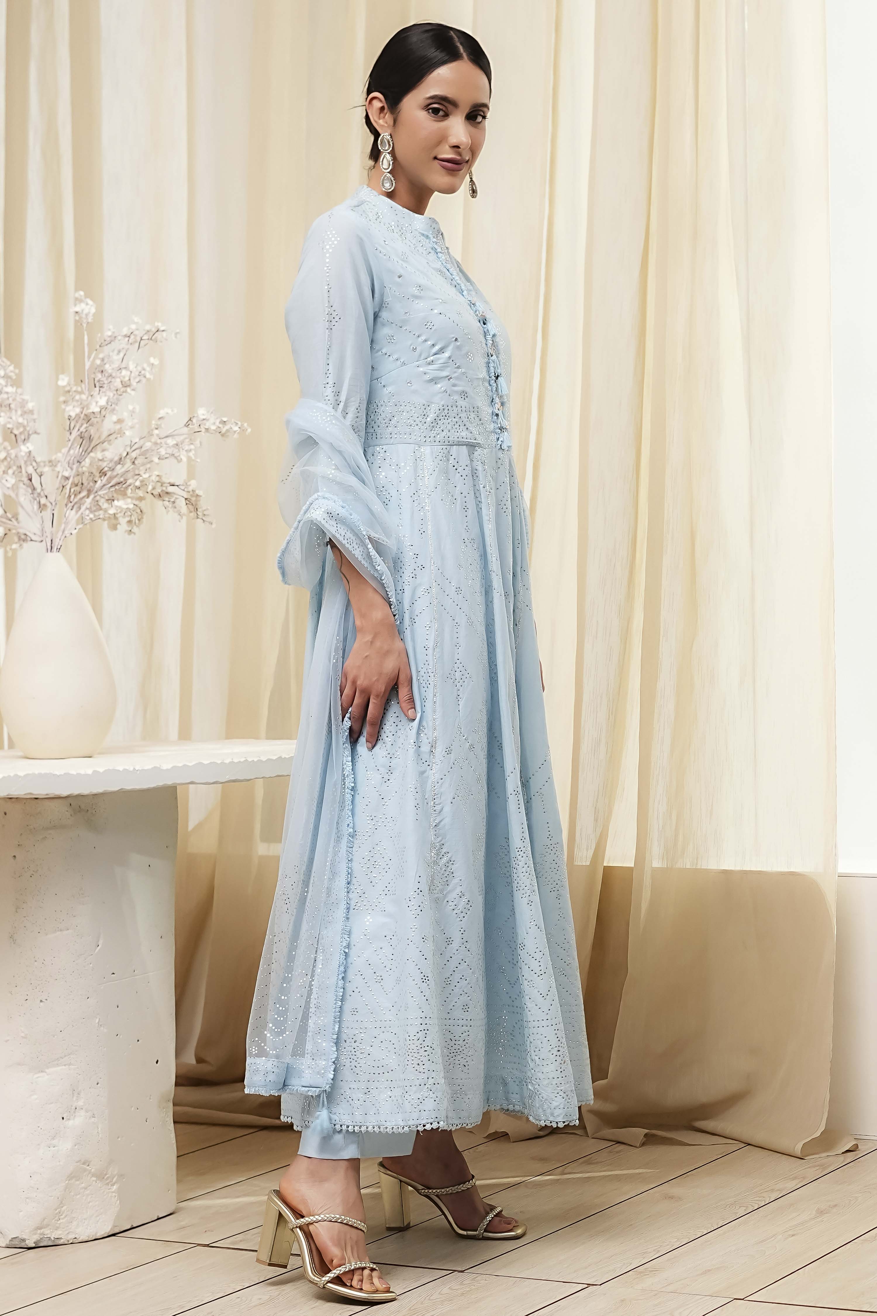 Off-White Cotton Embellished Anarkali Suit Set image number 5