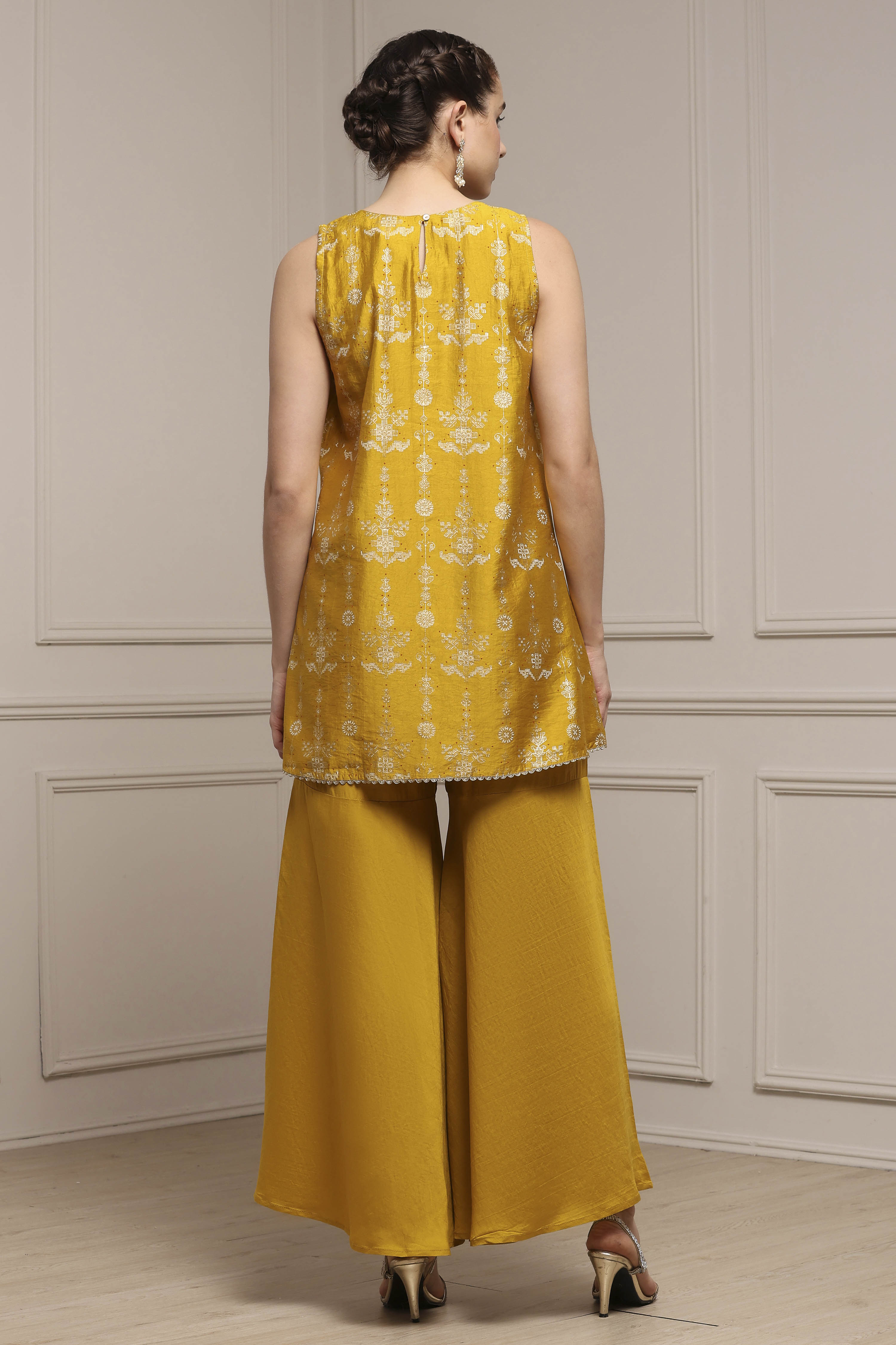 Yellow Viscose Blend A-Line Printed Garara Suit Set image number 4