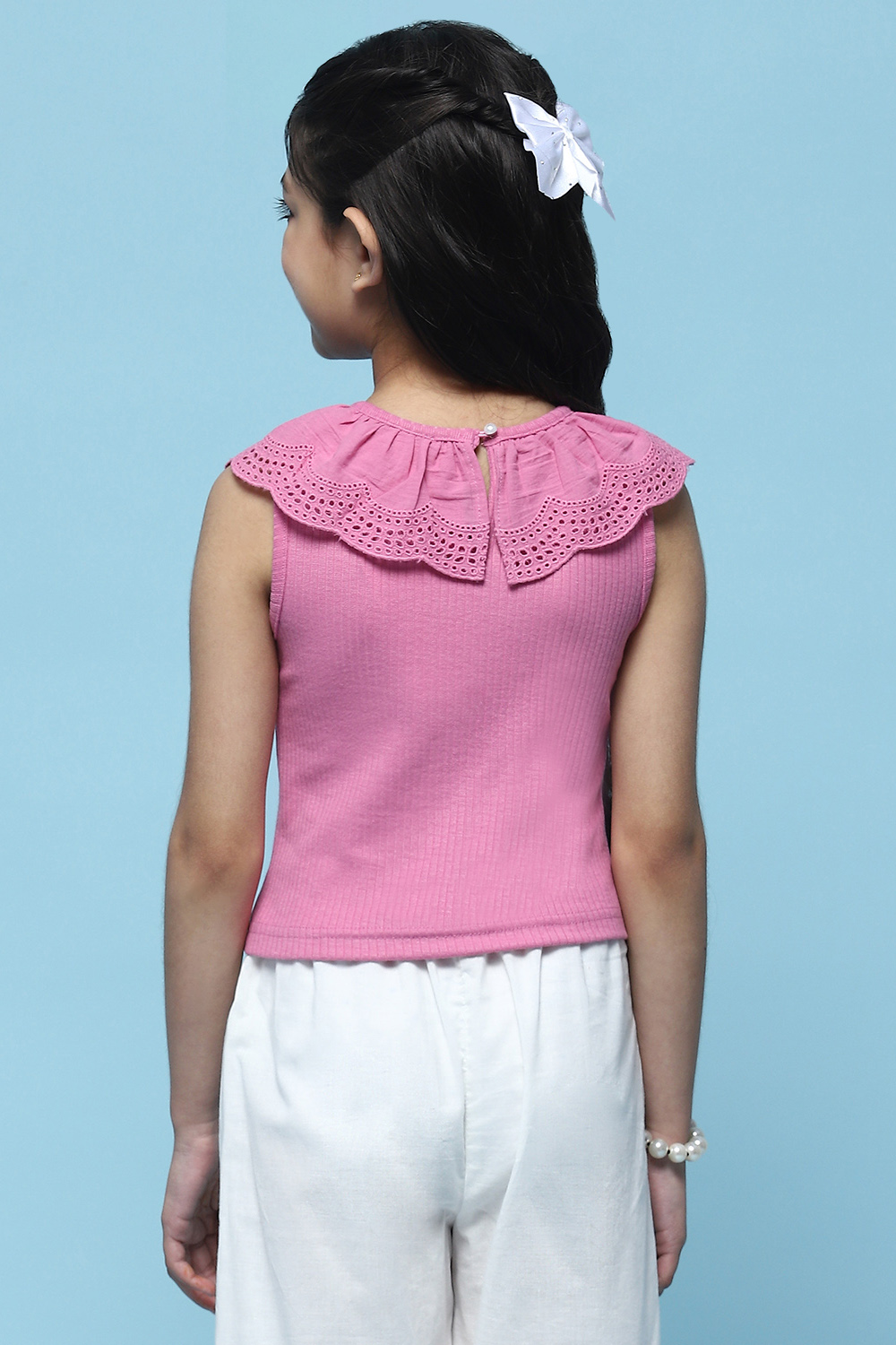 Pink Sleeveless Top With Schiffli Lace Detail image number 3