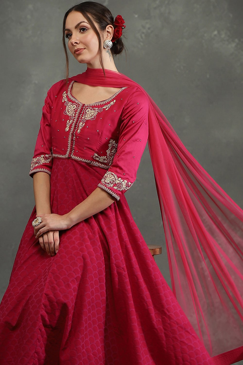 Cream-Toned Silk Chanderi Floral Anarkali Suit Set image number 7