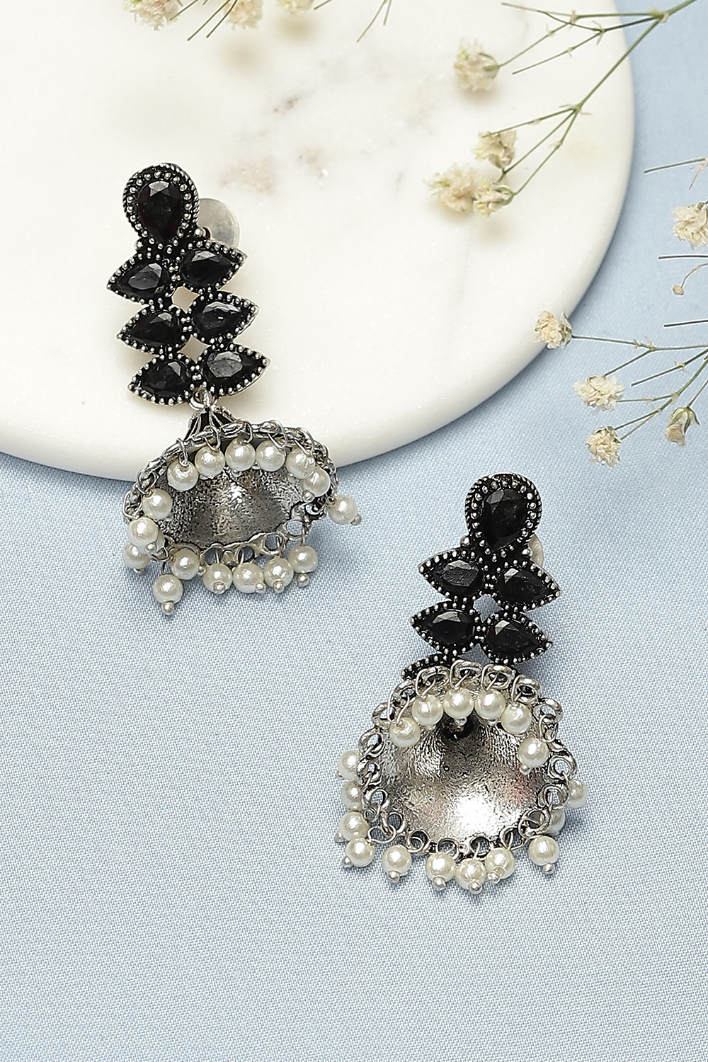 Oxidised Black Alloy Earrings image number 0