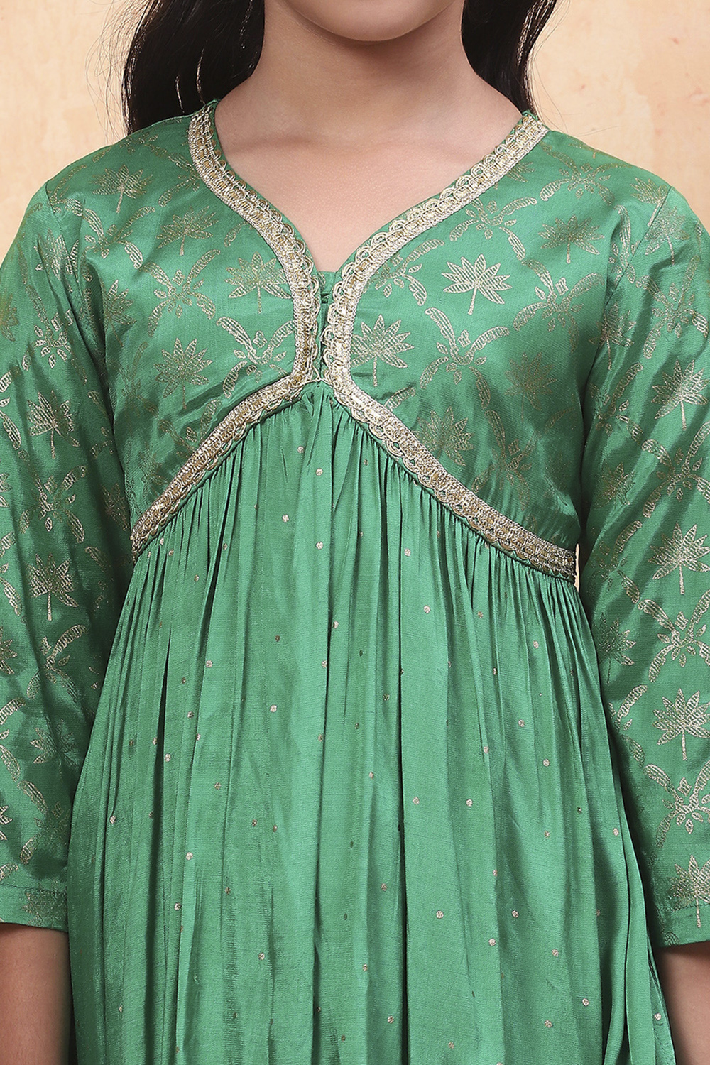 Green Viscose Blend Gathered A-line Festive Kurta Set image number 1