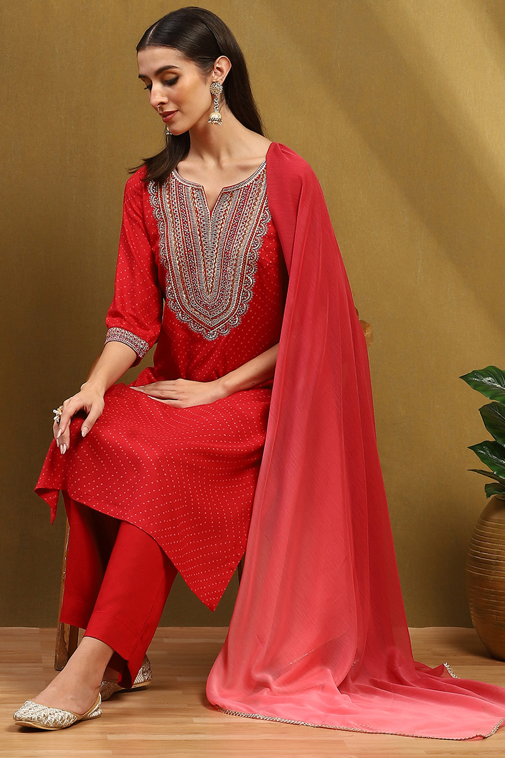 Cherry Red Bandhani Printed Straight Suit Set image number 0