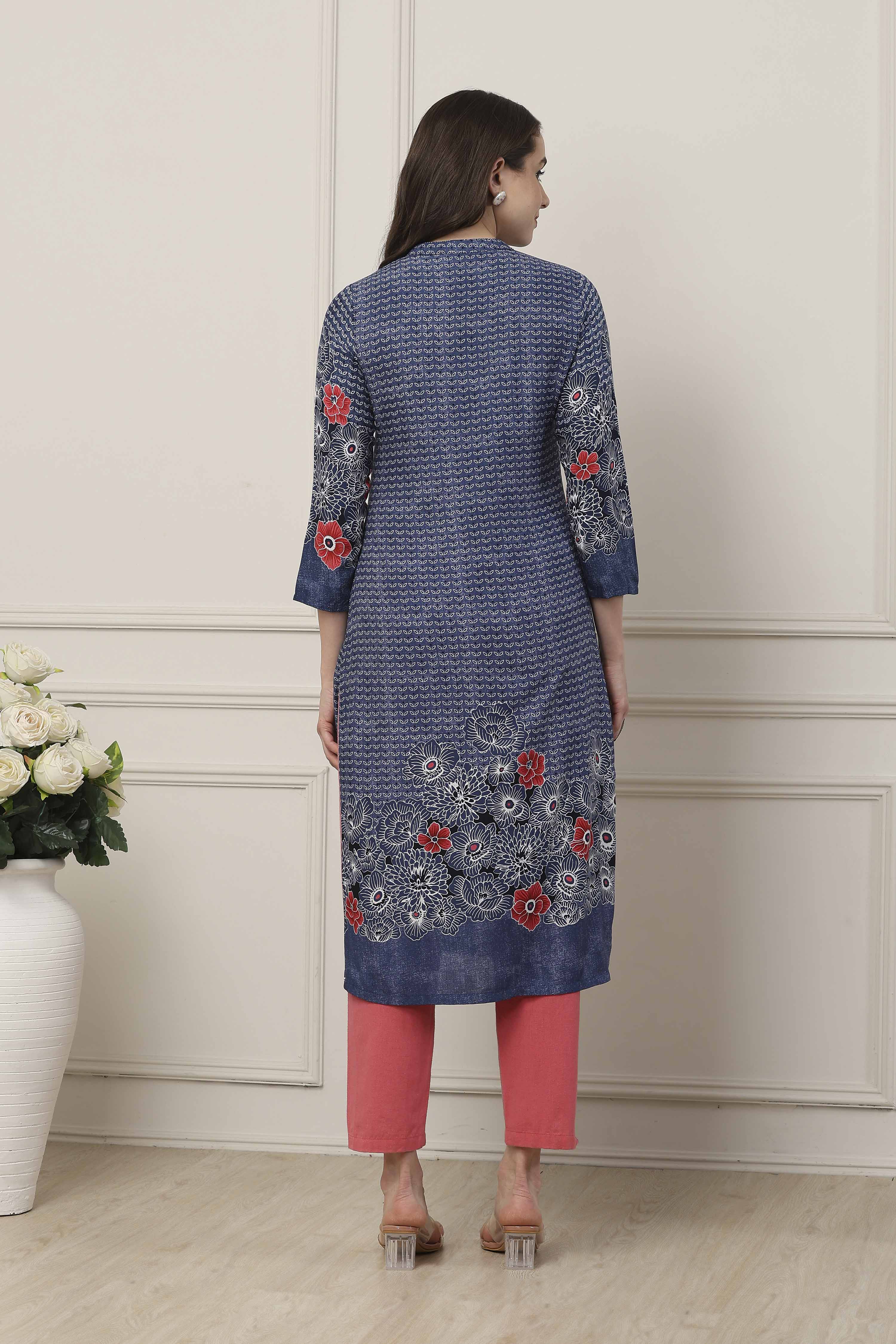 Indigo Blue Floral Printed Straight Kurta image number 3