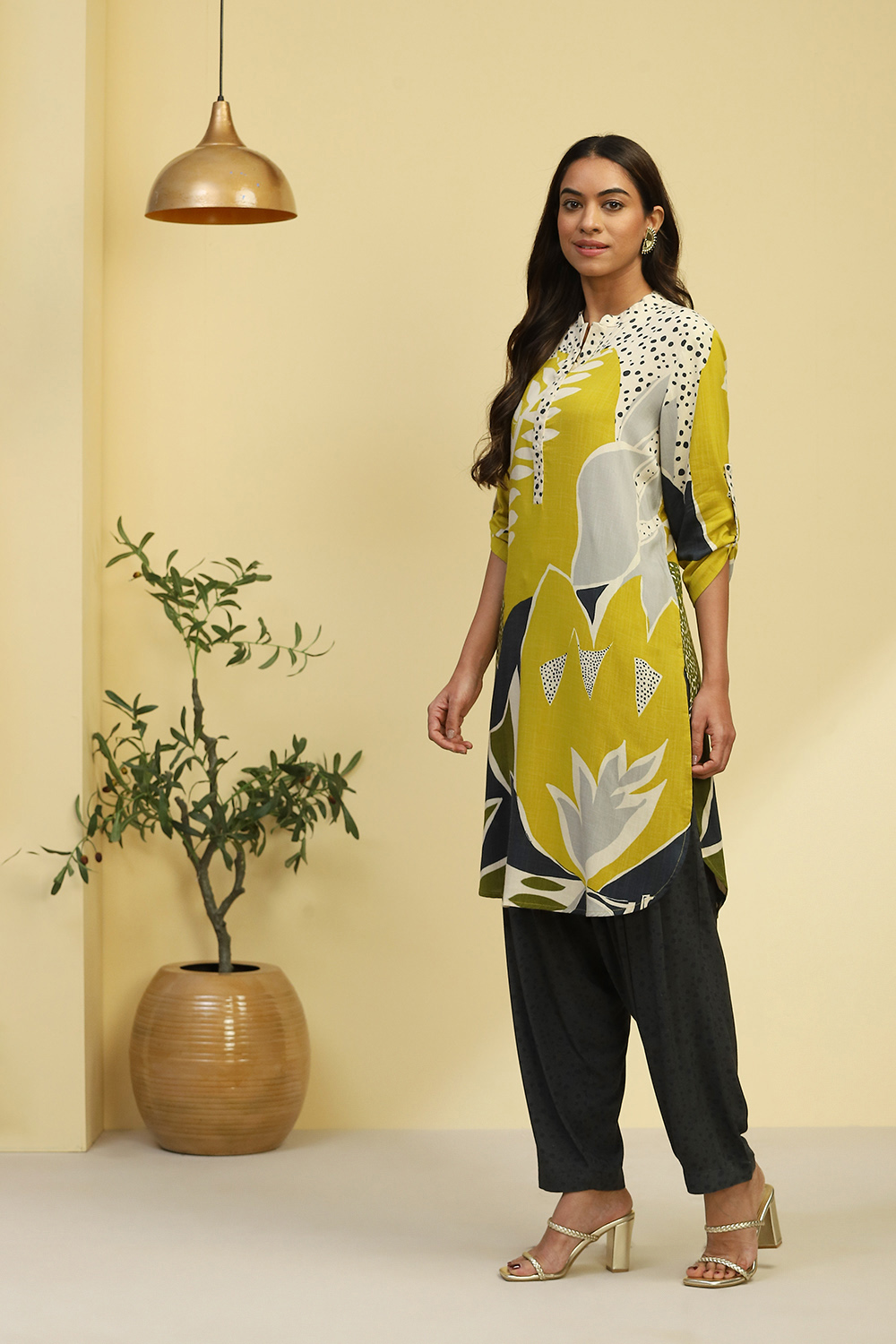 Lime Green and Grey Floral Printed Fusion Kurta Set image number 3