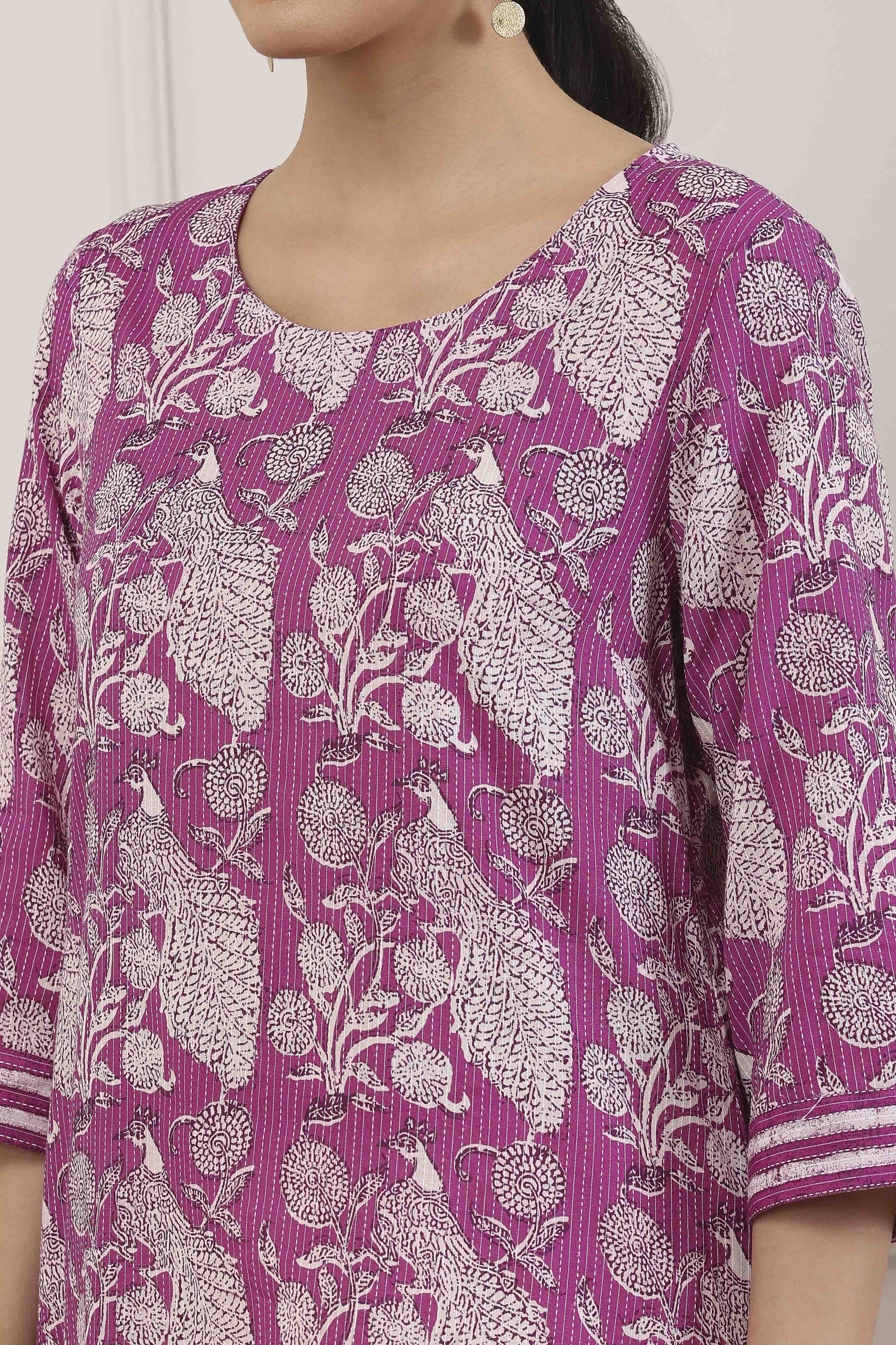Purple Cotton All-Over Floral Straight Kurta image number 1