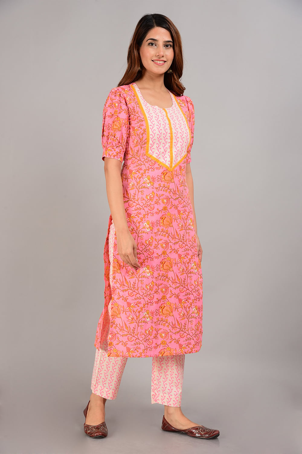 Pink Cotton Screen Print Unstitched Suit Set image number 7