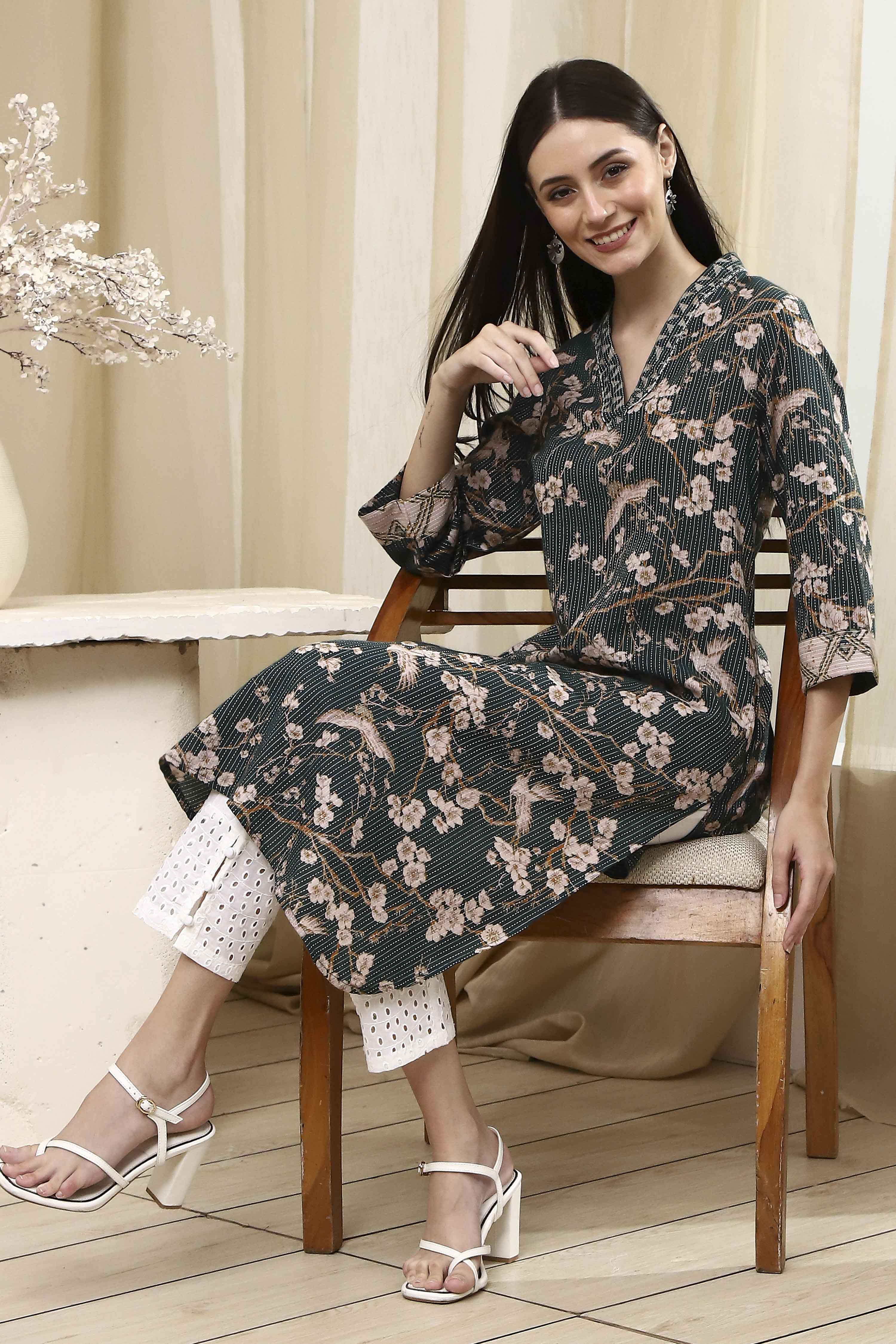 Mustard Yellow Cotton Printed Straight Kurta image number 0