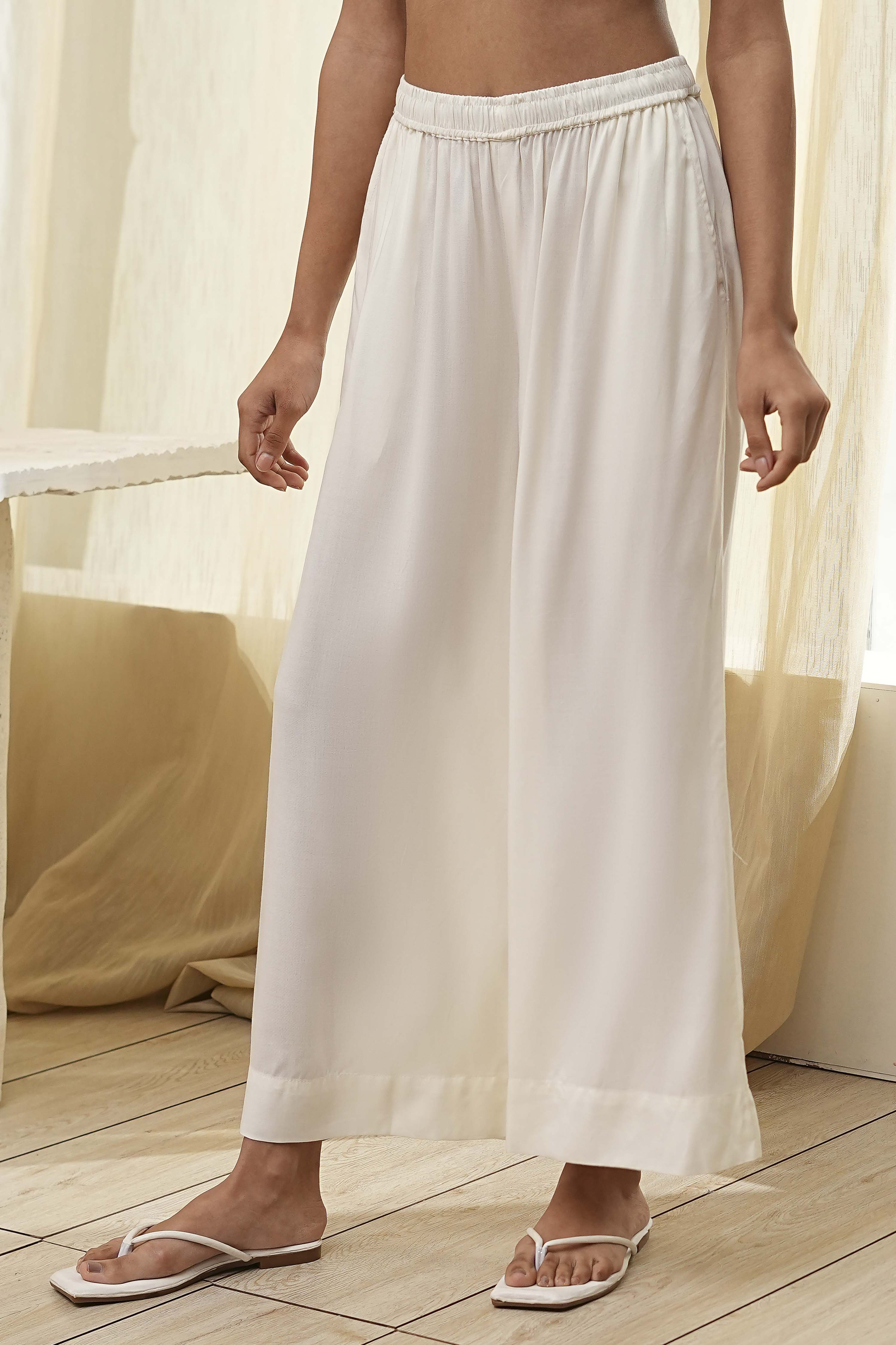 Navy Blue Viscose Solid Straight Palazzos image number 2