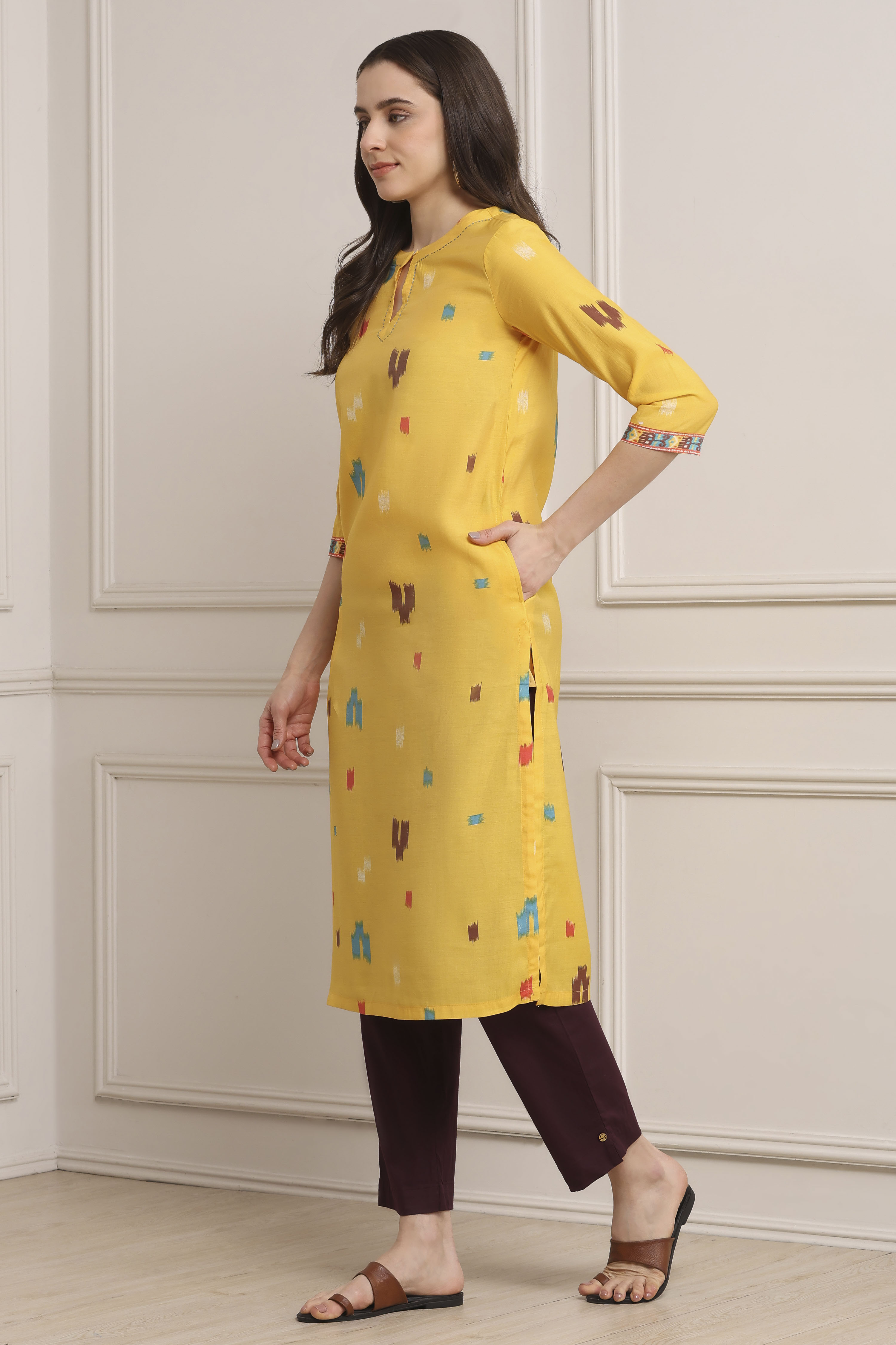 Yellow Poly Viscose Straight Kurta Pants Set image number 3