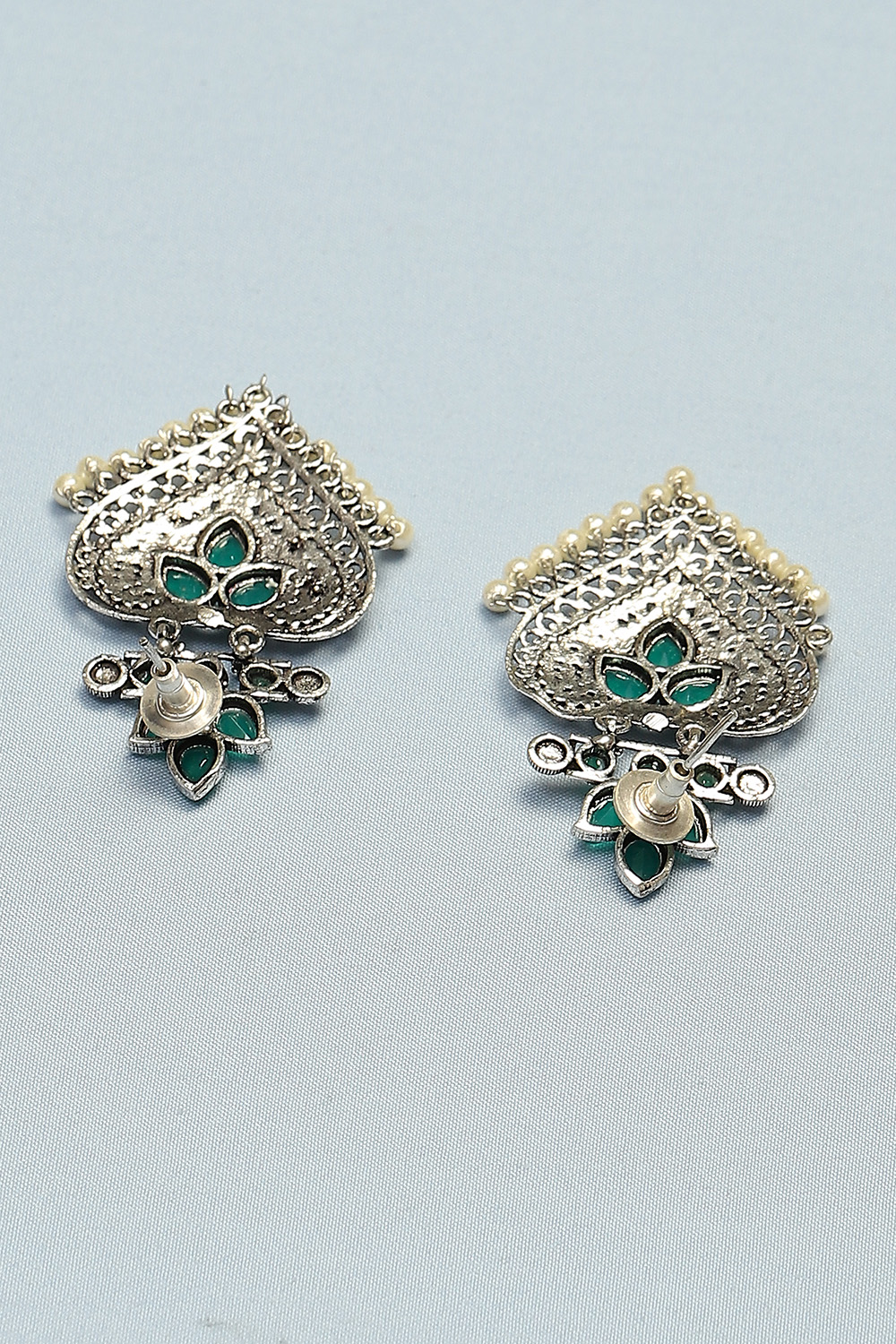 Oxidised Green Earrings image number 2