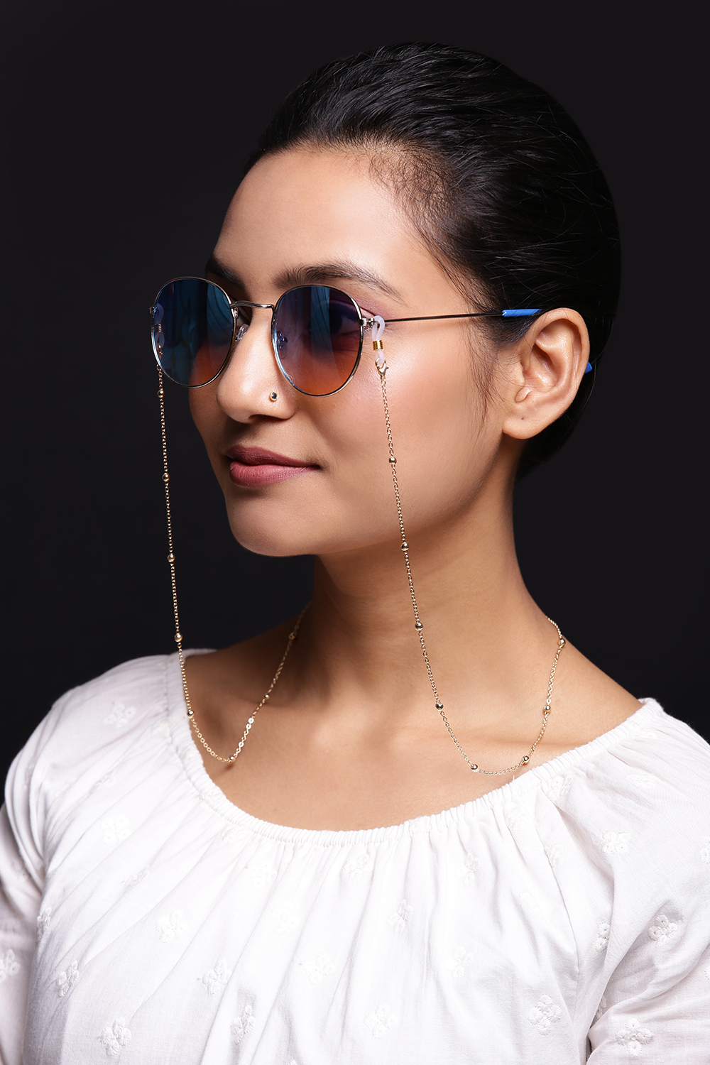 Shiny Gold Festive Eye Glass Chain image number 2
