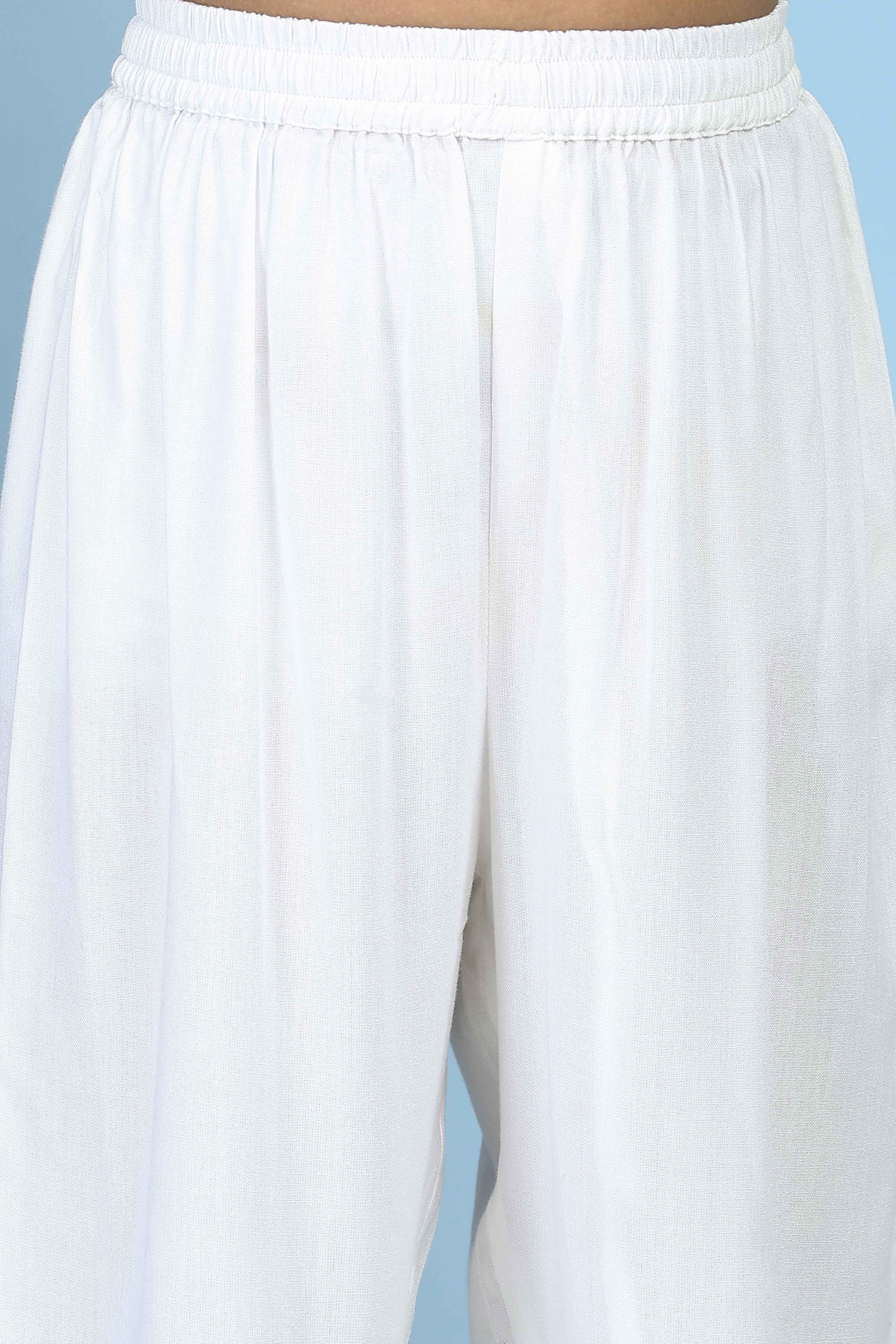 Yellow Cotton Ethnic Motif Printed Straight Suit Set image number 2