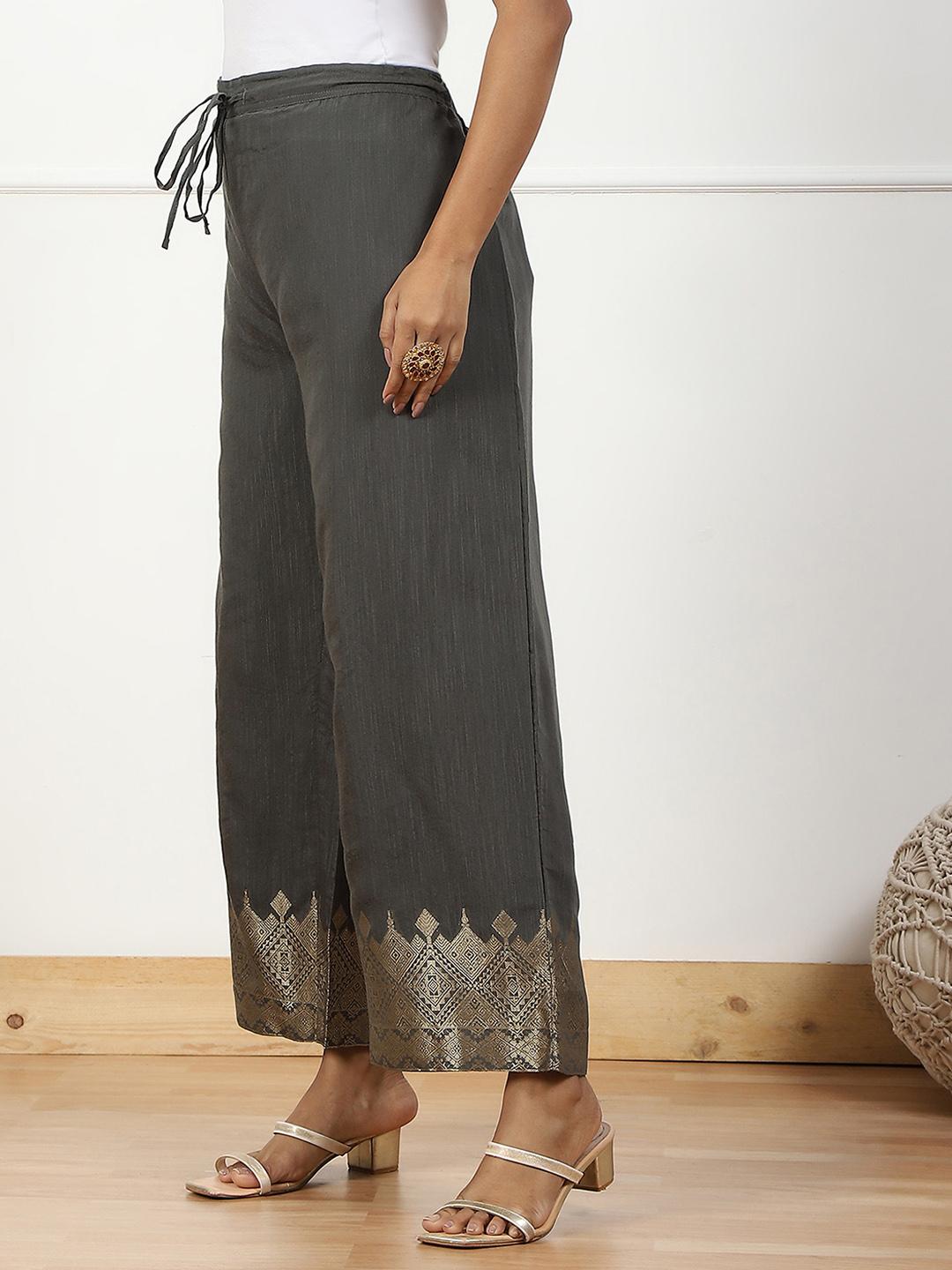 Blue Jacquard Solid Straight Palazzo Pants image number 2