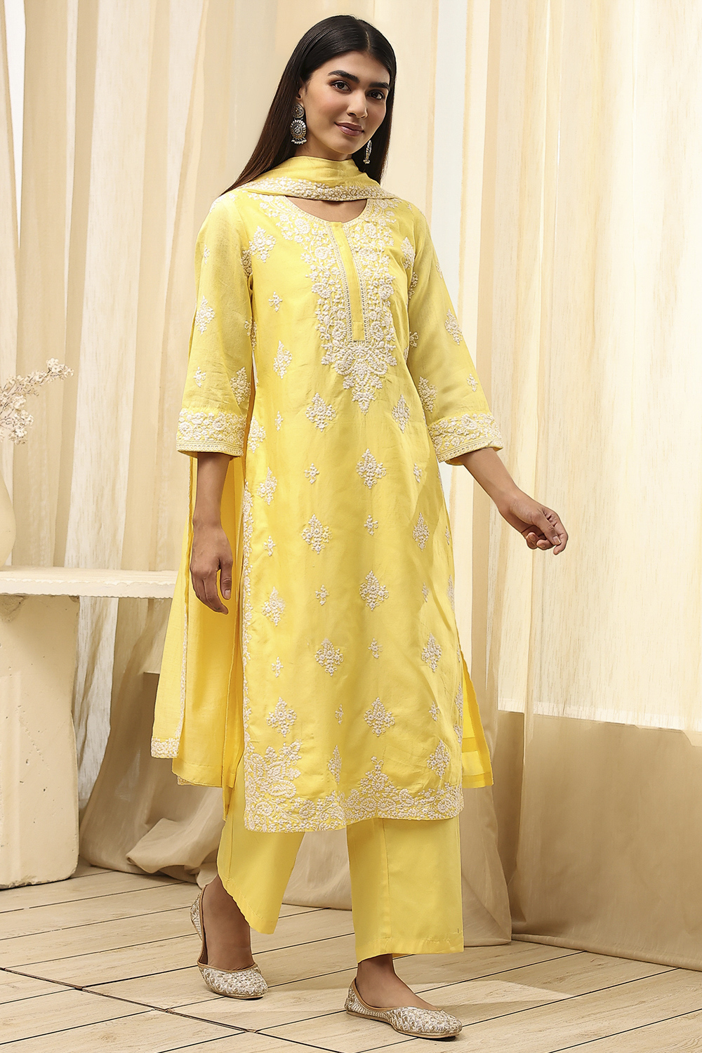 Aqua Cotton Silk Embroidered Straight Suit Set image number 4